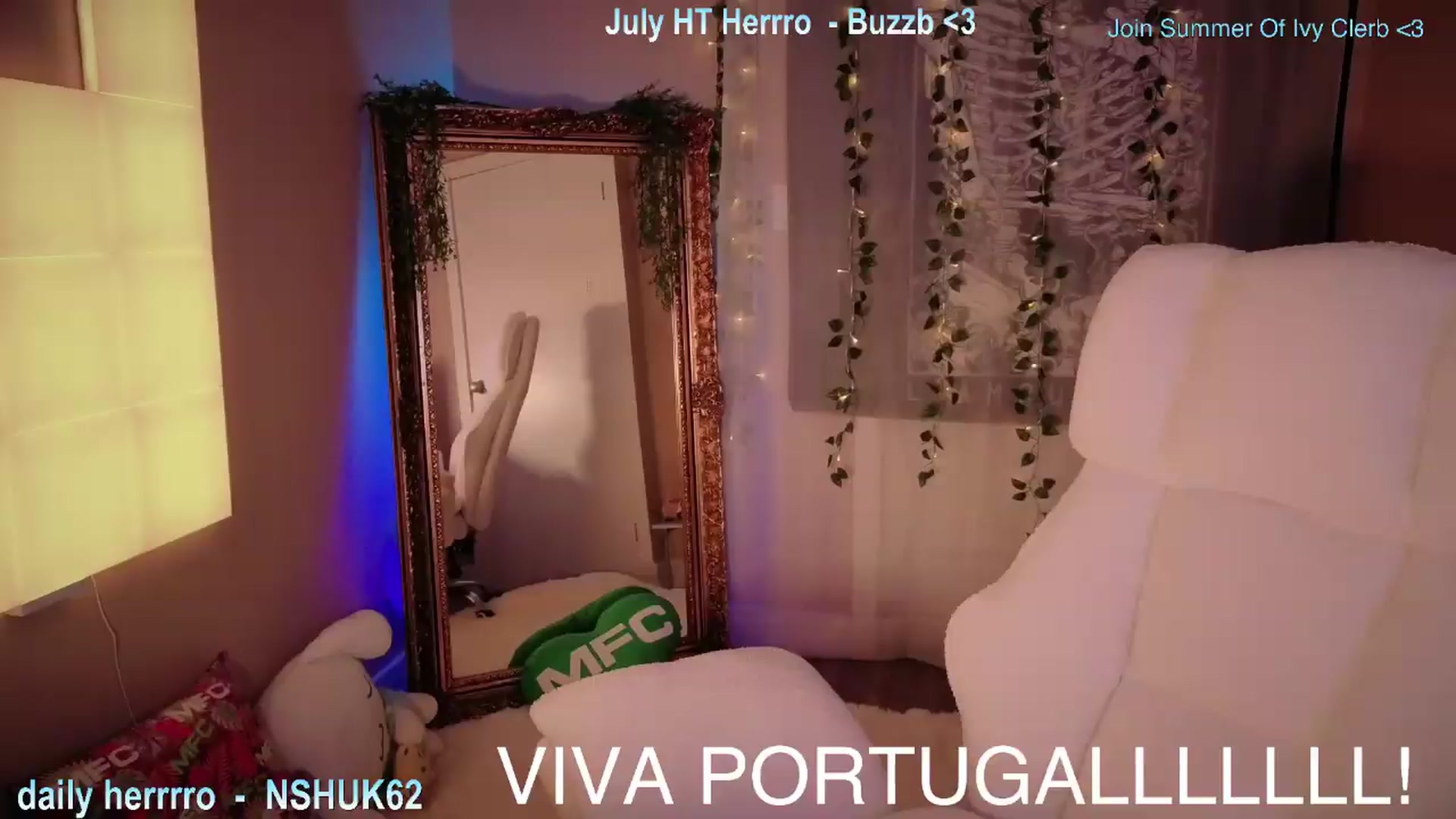 Gallery image thumbnail from Itsivyblue's myfreecams stream on, 07/03/2026, 02:22 image 15 of 20