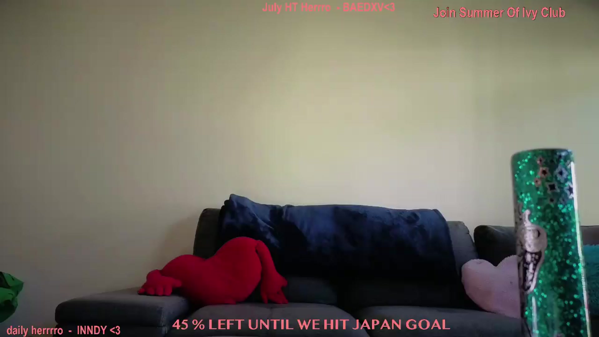 Gallery image thumbnail from Itsivyblue's myfreecams stream on, 07/11/2026, 18:34 image 19 of 20