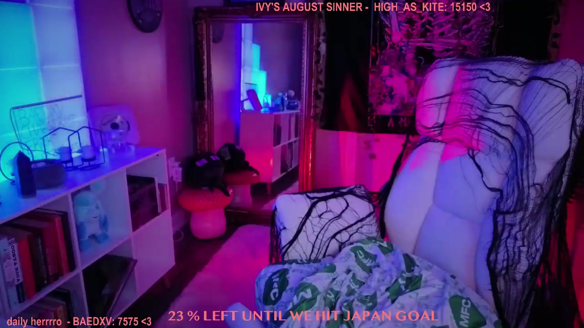 Gallery image thumbnail from Itsivyblue's myfreecams stream on, 08/18/2026, 05:45 image 17 of 20