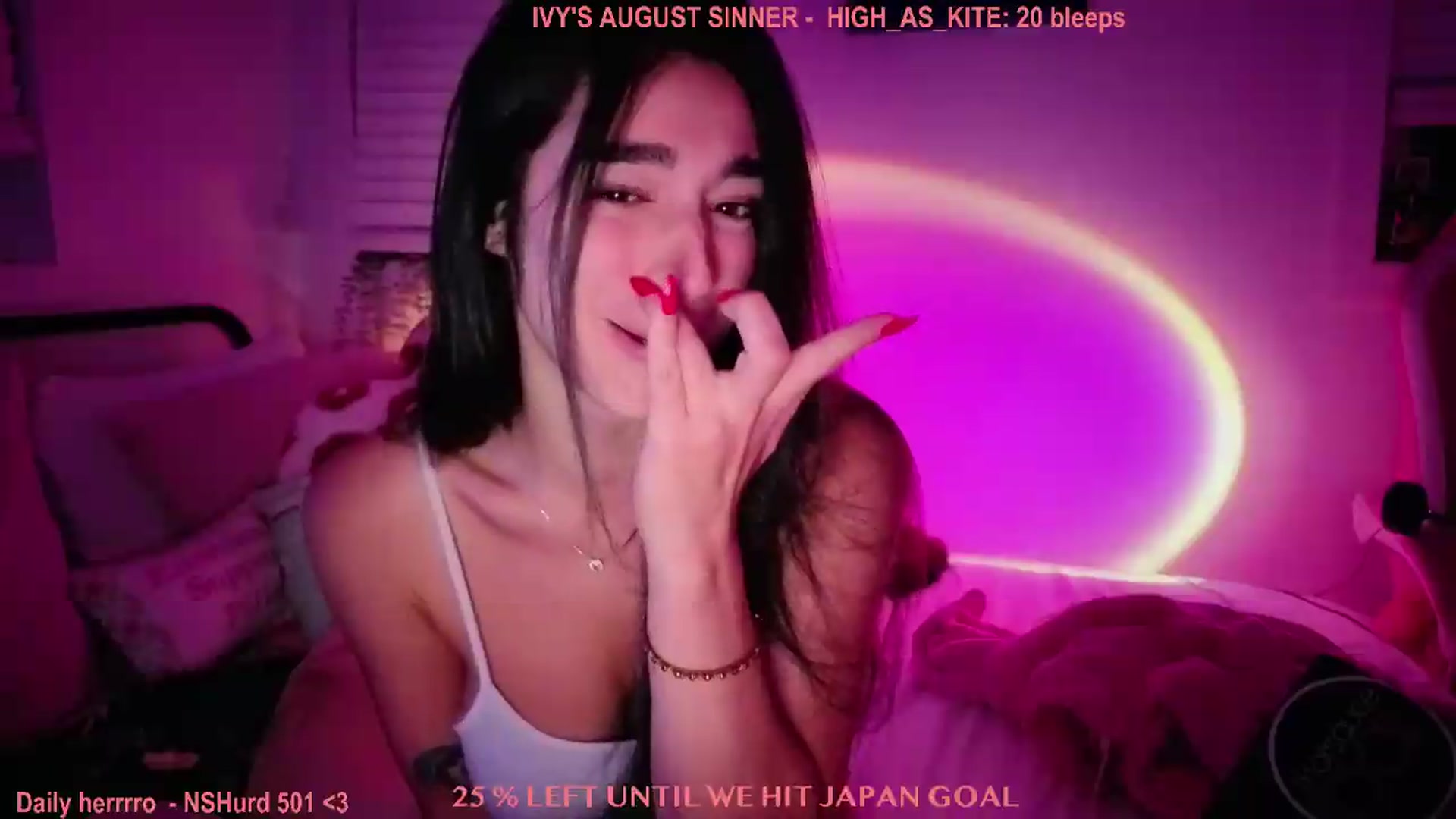 Gallery image thumbnail from Itsivyblue's myfreecams stream on, 08/26/2026, 10:00 image 8 of 20