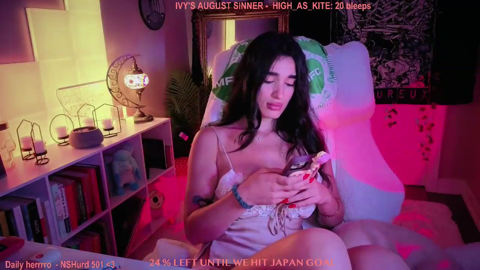 Gallery image thumbnail from Itsivyblue's myfreecams stream on, 08/28/2026, 09:34 image 20 of 20