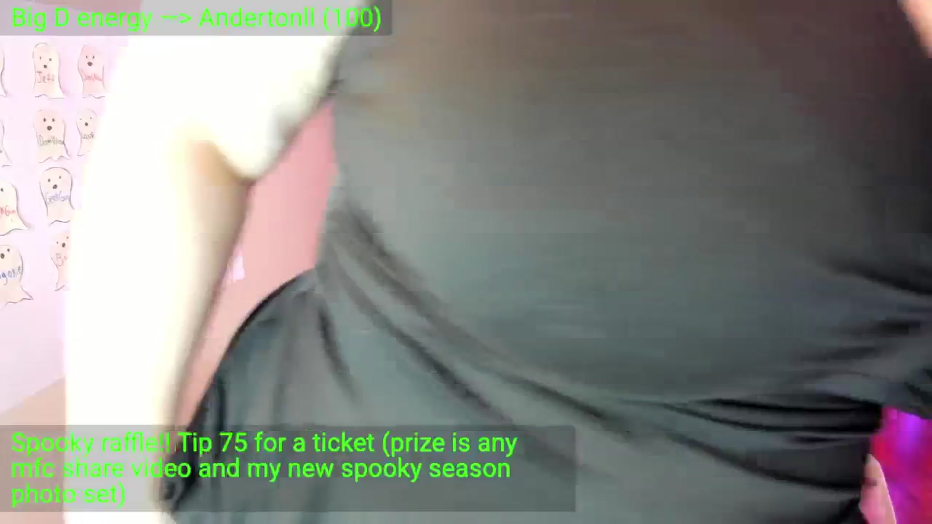 Gallery image thumbnail from Itslaurenxo's myfreecams stream on, 10/15/2025, 18:25 image 4 of 20