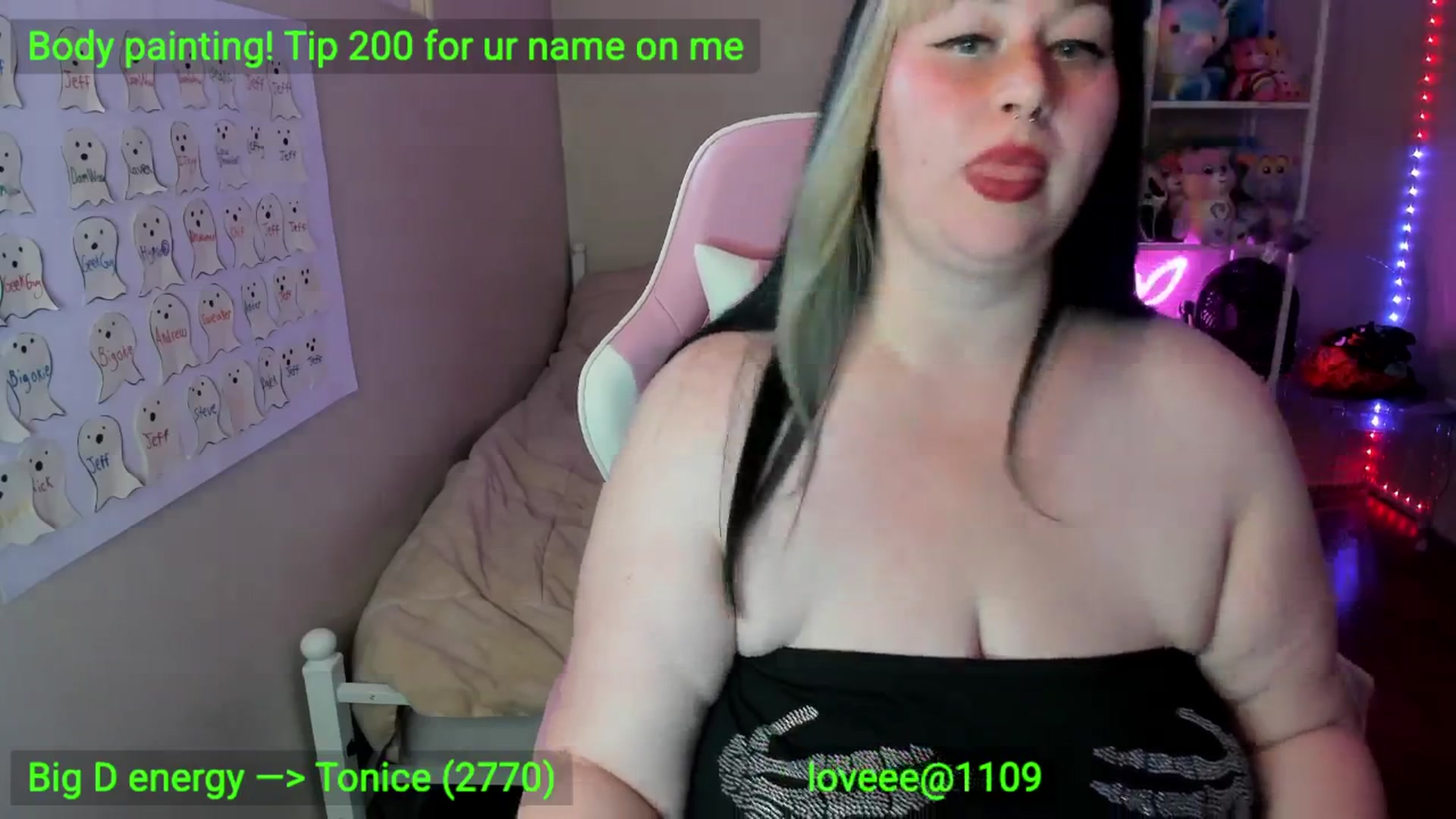 Gallery image thumbnail from Itslaurenxo's myfreecams stream on, 10/22/2025, 21:14 image 19 of 20