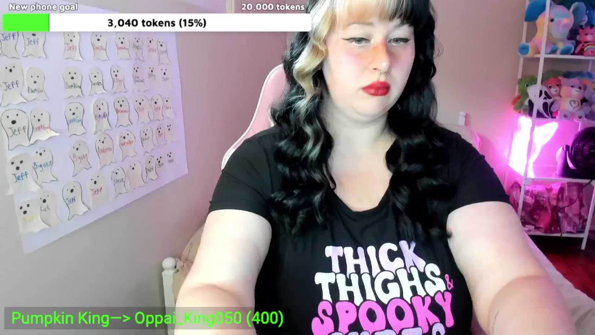 Gallery image thumbnail from Itslaurenxo's myfreecams stream on, 10/24/2025, 17:57 image 16 of 20