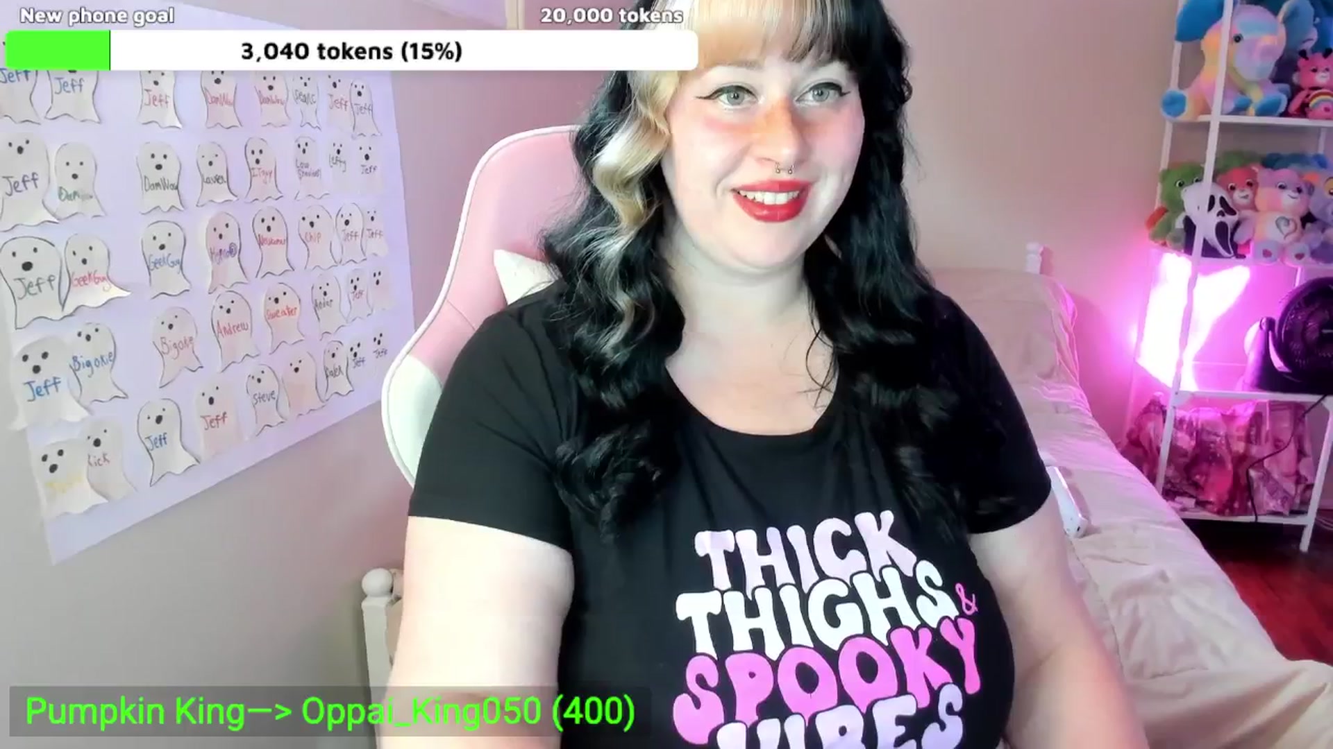 Gallery image thumbnail from Itslaurenxo's myfreecams stream on, 10/24/2025, 19:03 image 4 of 20