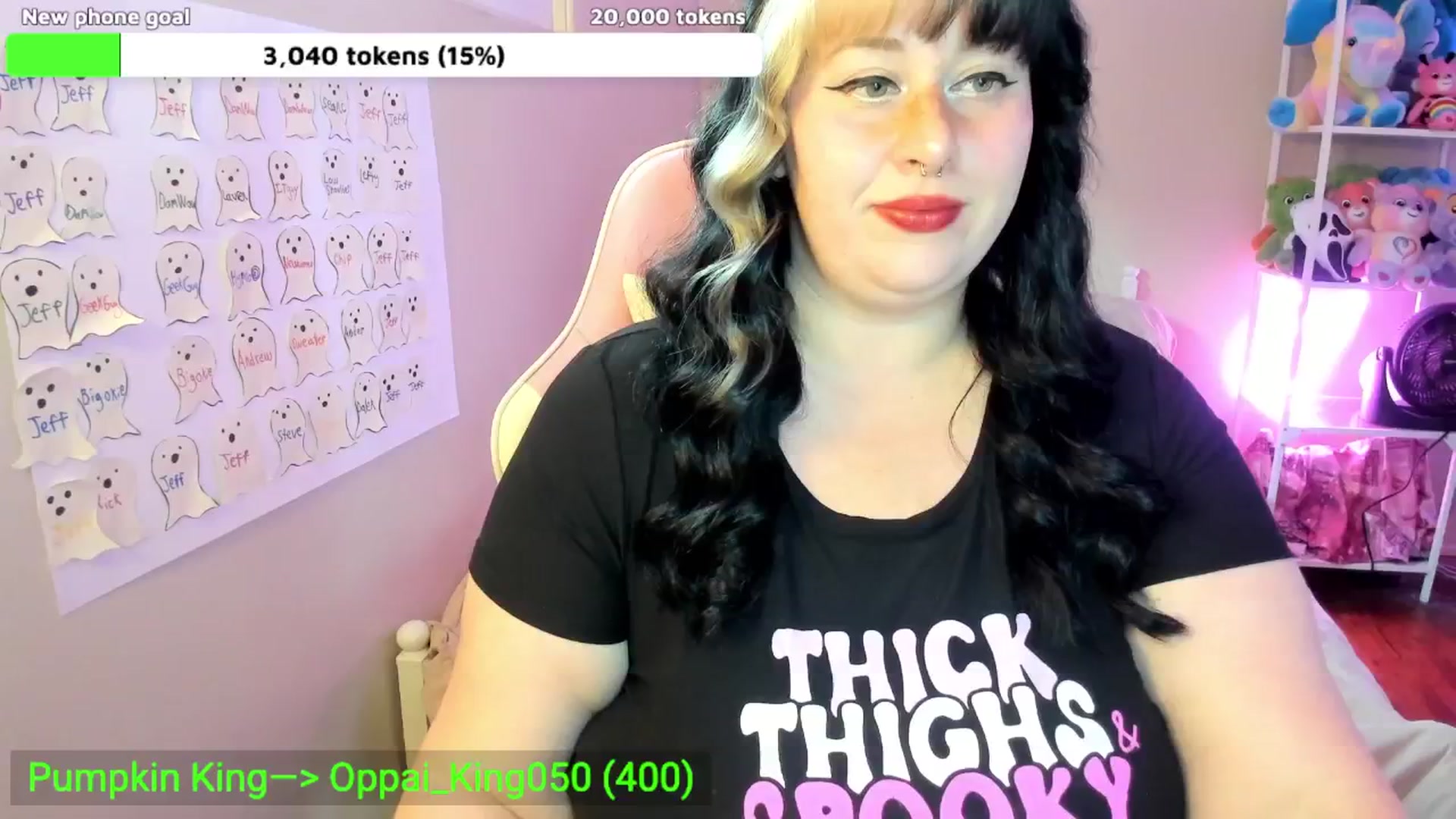 Gallery image thumbnail from Itslaurenxo's myfreecams stream on, 10/24/2025, 19:03 image 13 of 20