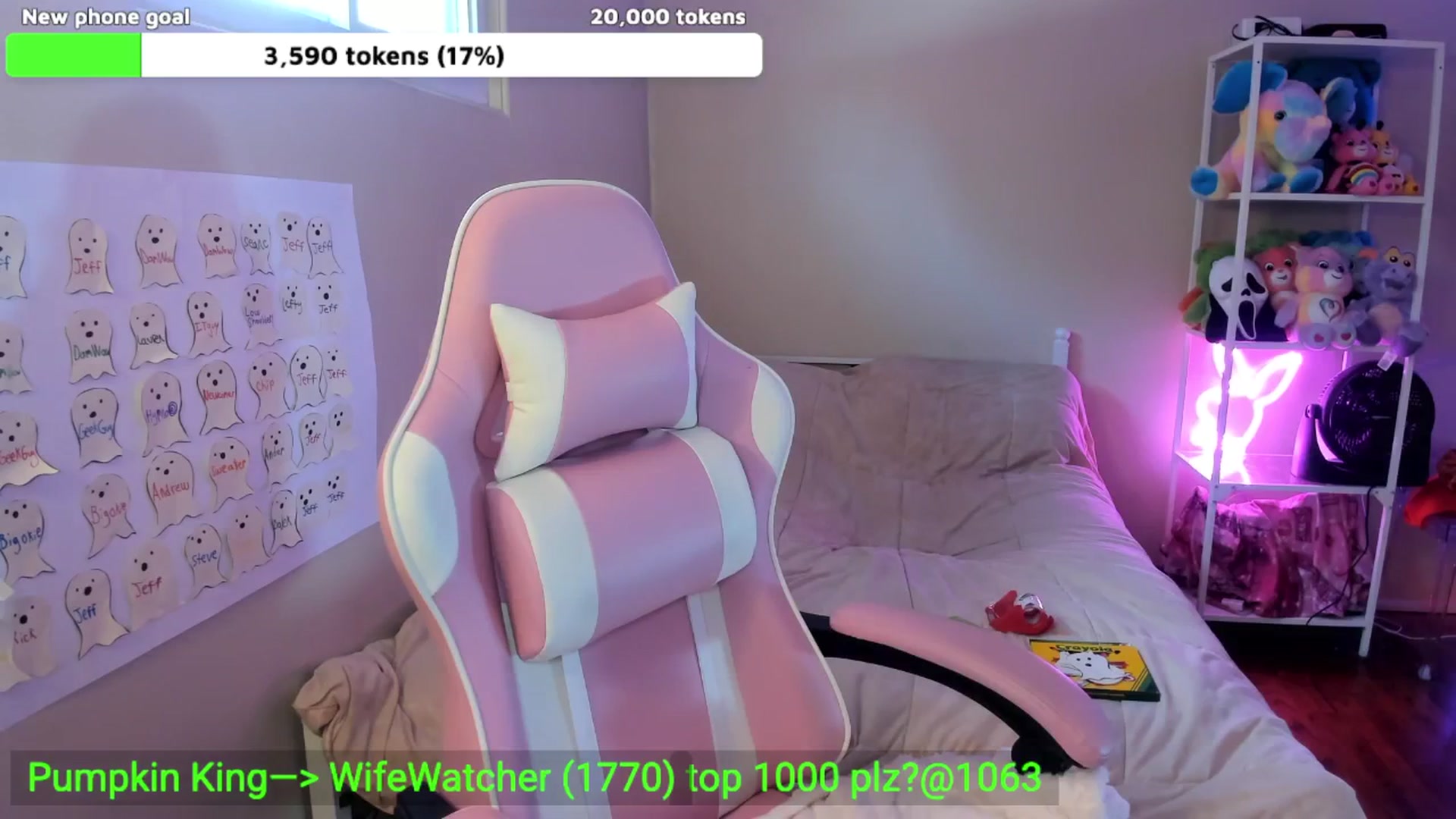 Gallery image thumbnail from Itslaurenxo's myfreecams stream on, 10/28/2025, 19:53 image 9 of 20