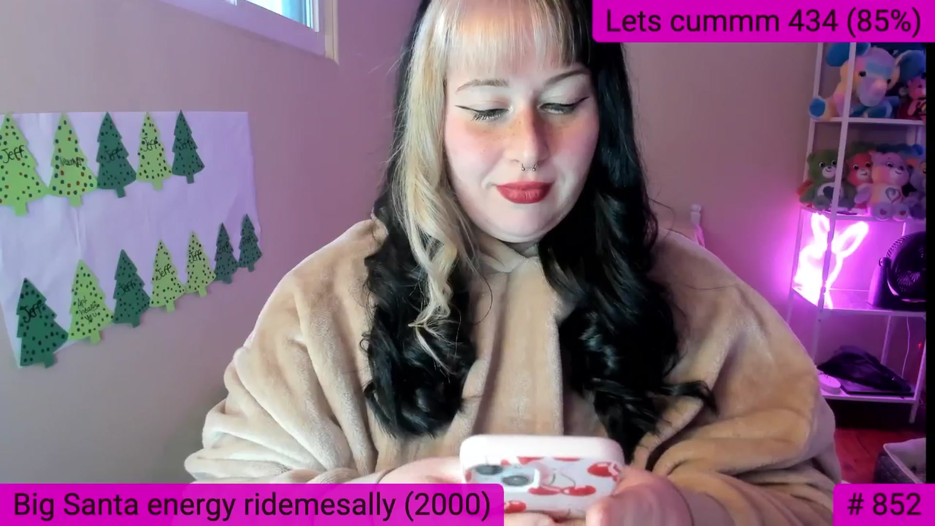 Gallery image thumbnail from Itslaurenxo's myfreecams stream on, 12/09/2025, 21:28 image 16 of 20