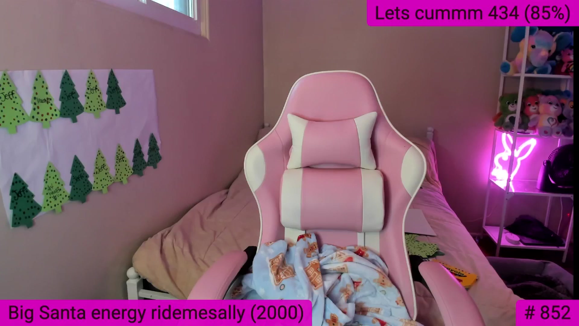 Gallery image thumbnail from Itslaurenxo's myfreecams stream on, 12/09/2025, 21:28 image 14 of 20