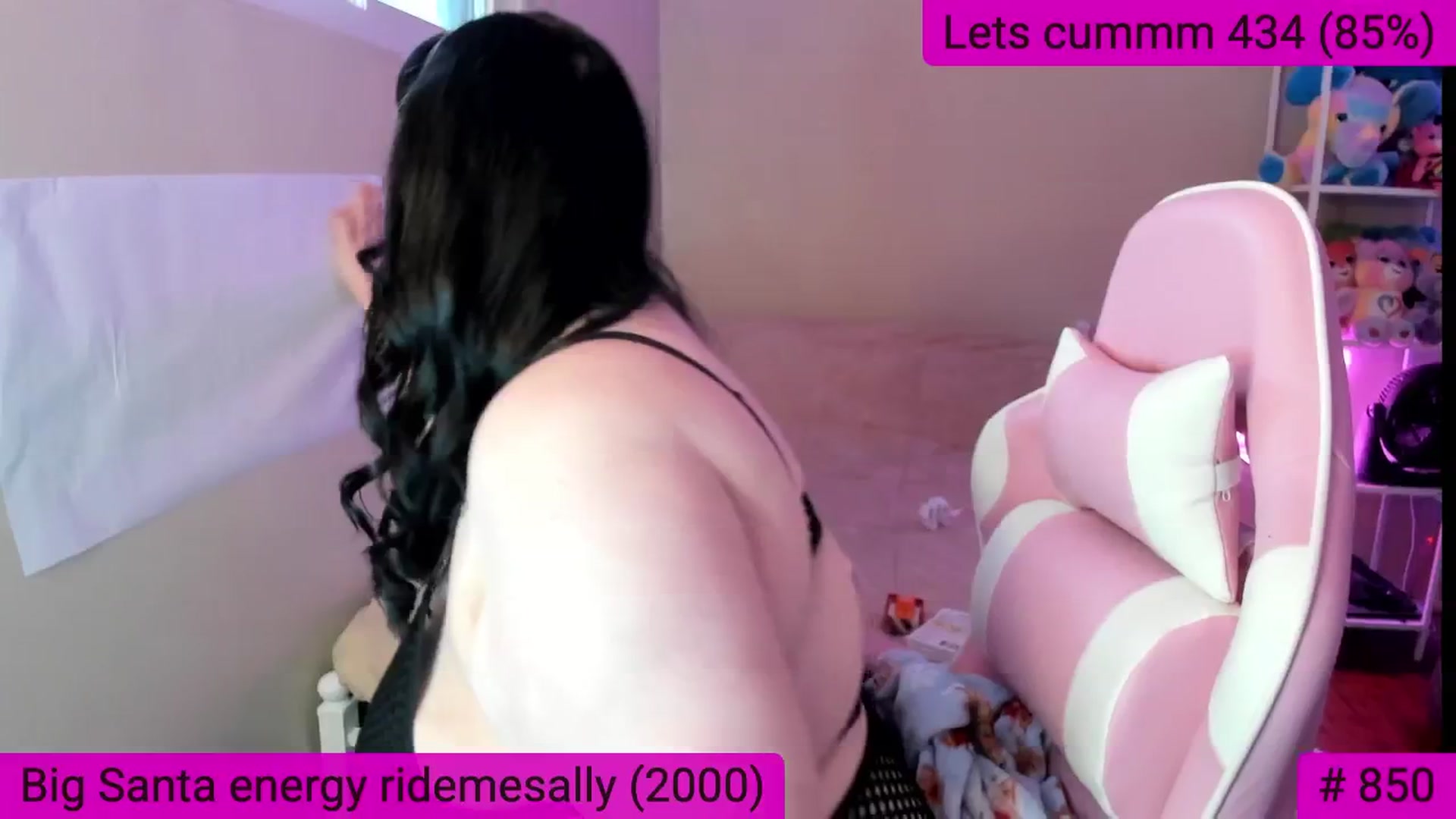Gallery image thumbnail from Itslaurenxo's myfreecams stream on, 12/09/2025, 21:28 image 9 of 20