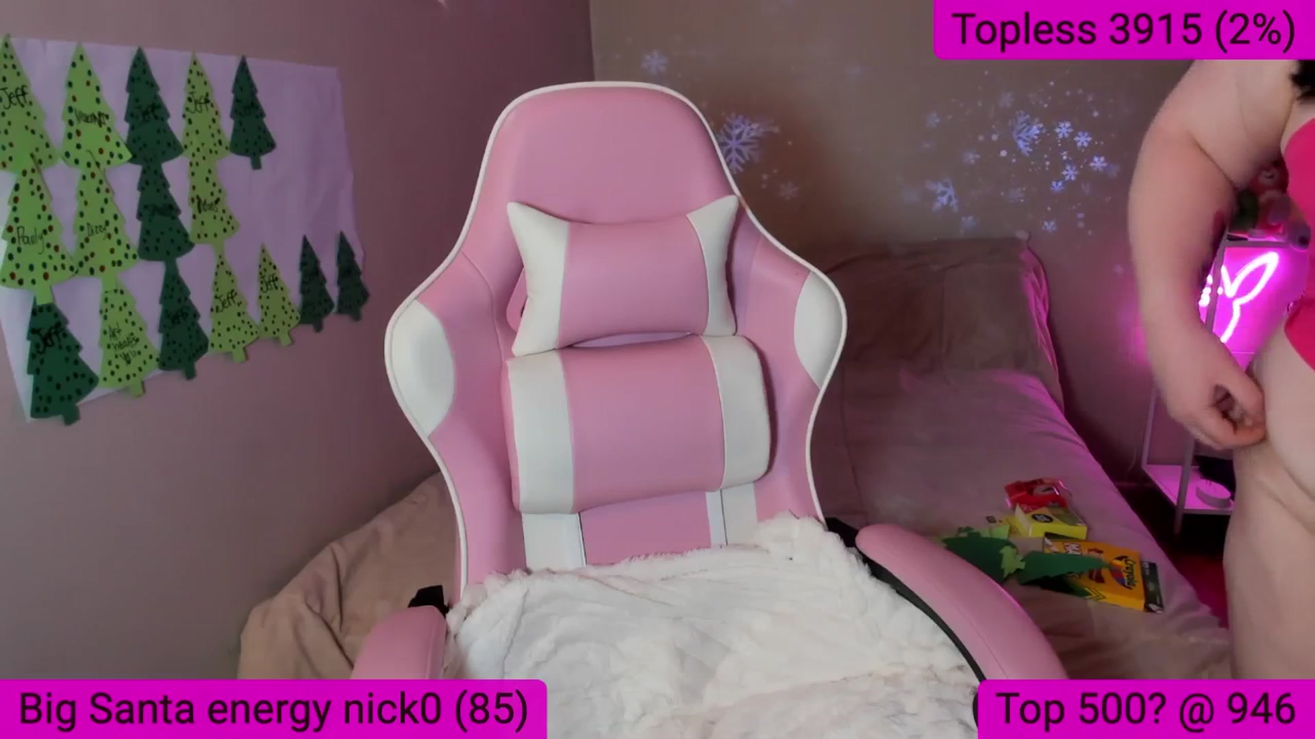 Gallery image thumbnail from Itslaurenxo's myfreecams stream on, 12/23/2025, 19:14 image 18 of 20