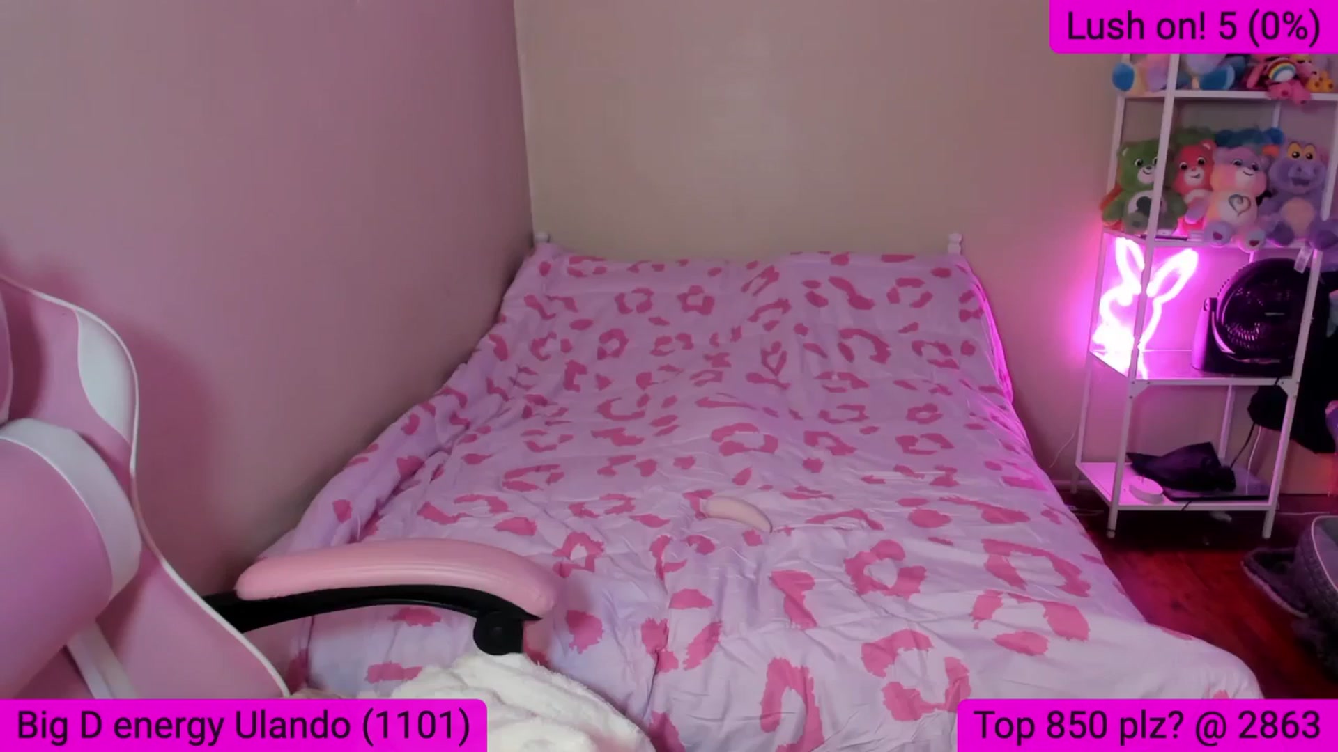 Gallery image thumbnail from Itslaurenxo's myfreecams stream on, 01/09/2026, 21:33 image 13 of 20