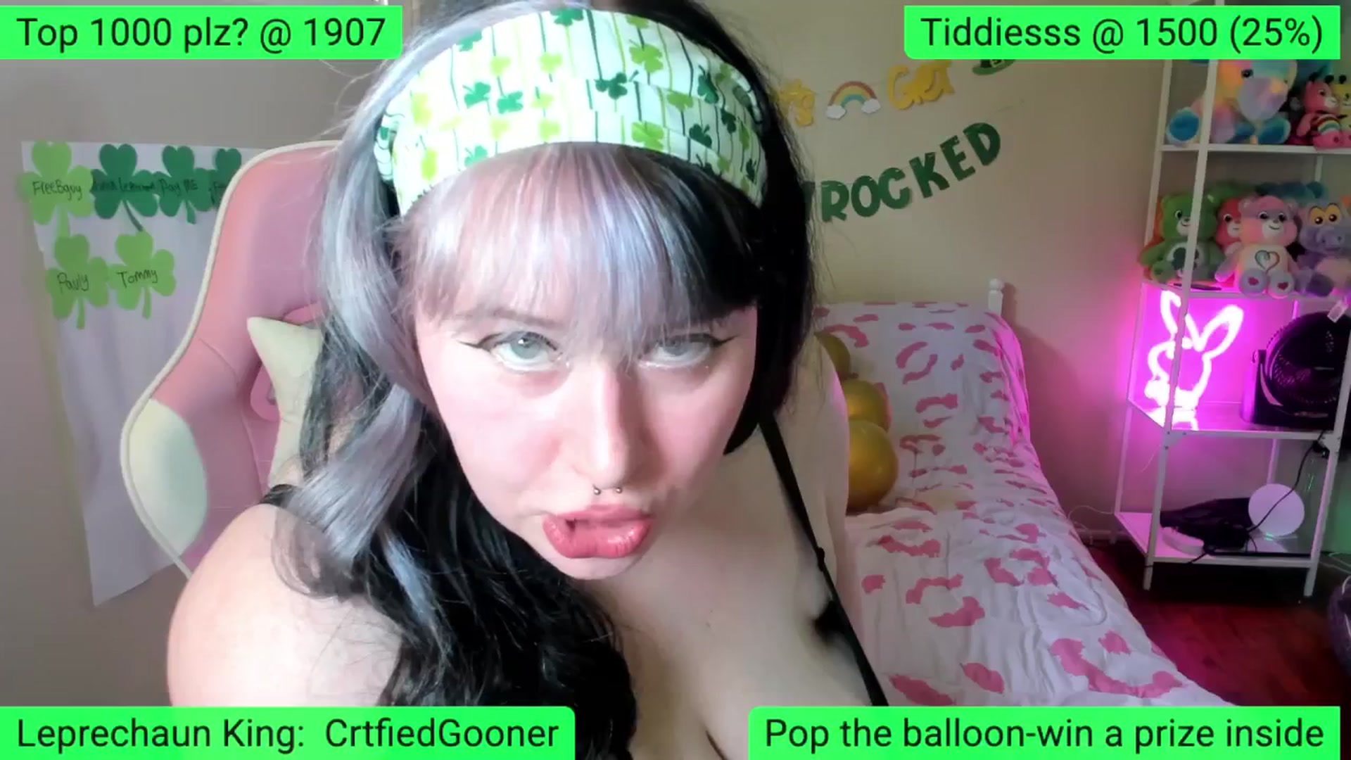 Gallery image thumbnail from Itslaurenxo's myfreecams stream on, 03/17/2026, 19:30 image 15 of 20