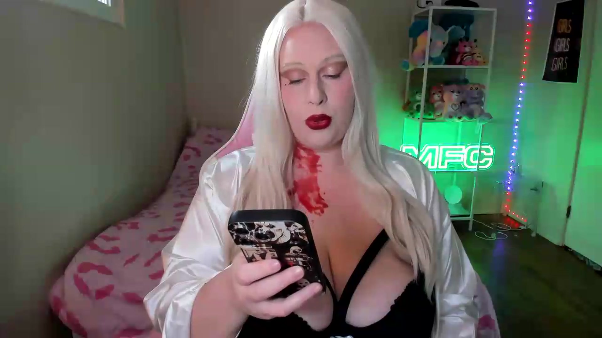 Gallery image thumbnail from Itslaurenxo's myfreecams stream on, 09/18/2026, 17:59 image 16 of 20