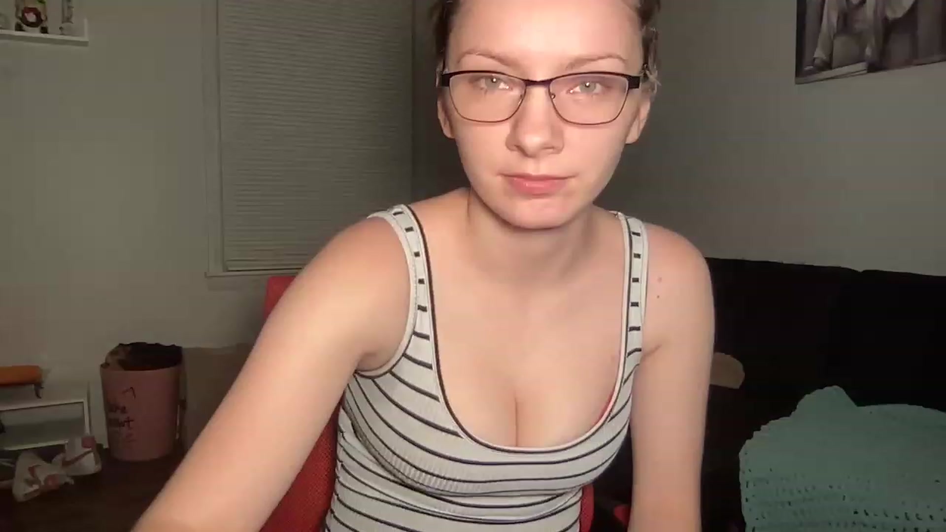 Gallery image thumbnail from Itslizzy22's myfreecams stream on, 12/19/2022, 09:34 image 11 of 20