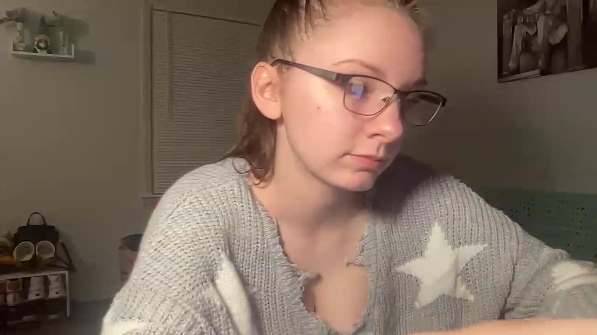 Gallery image thumbnail from Itslizzy22's myfreecams stream on, 12/30/2022, 02:39 image 20 of 20