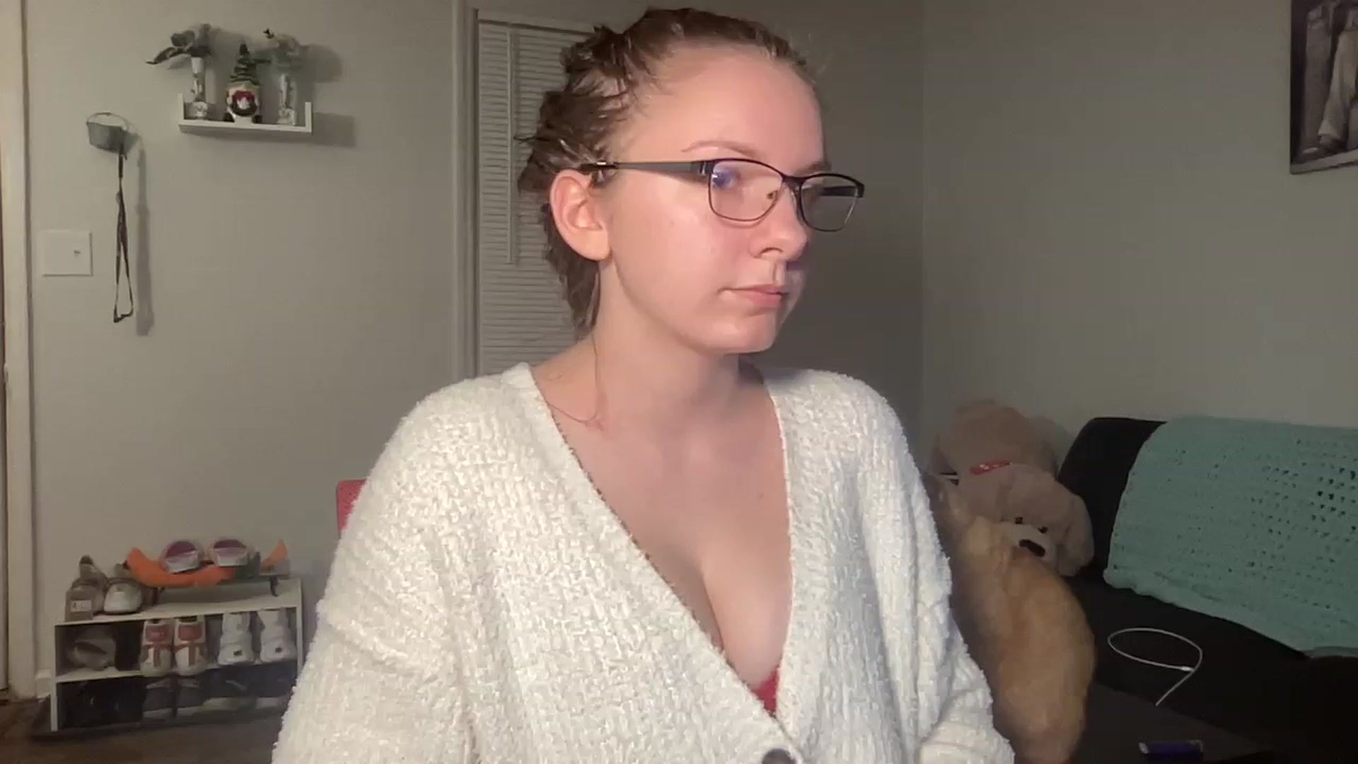 Gallery image thumbnail from Itslizzy22's myfreecams stream on, 01/03/2023, 04:39 image 20 of 20