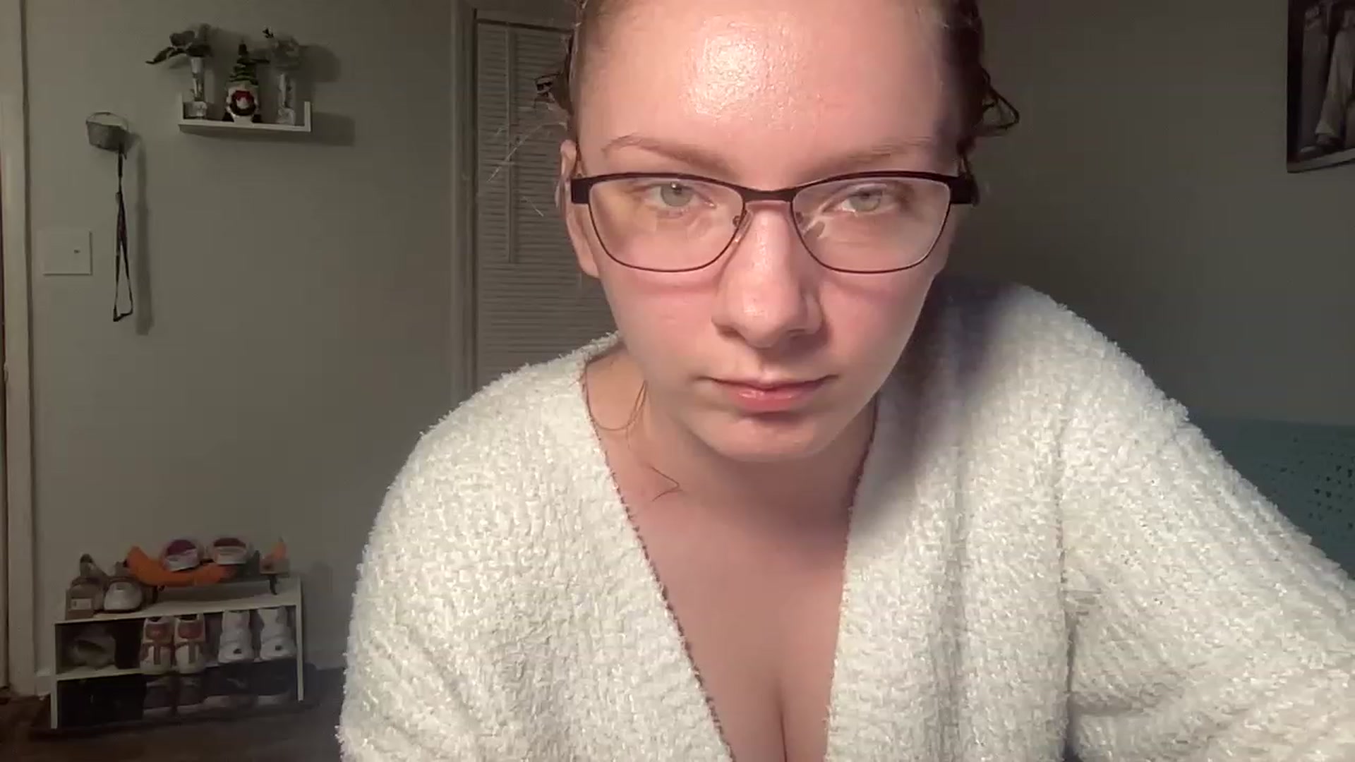 Gallery image thumbnail from Itslizzy22's myfreecams stream on, 01/03/2023, 04:39 image 13 of 20