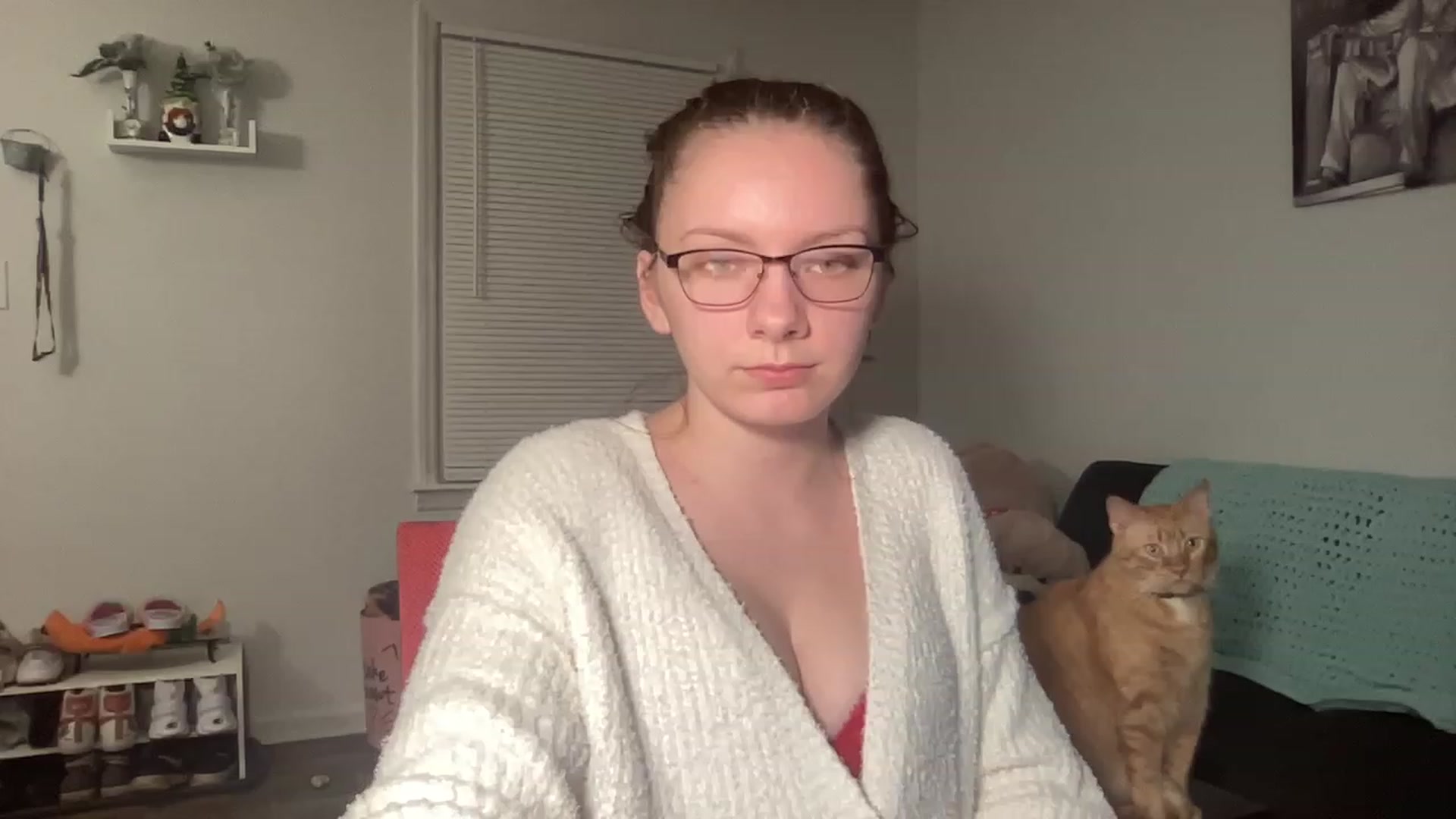 Gallery image thumbnail from Itslizzy22's myfreecams stream on, 01/03/2023, 04:39 image 1 of 20