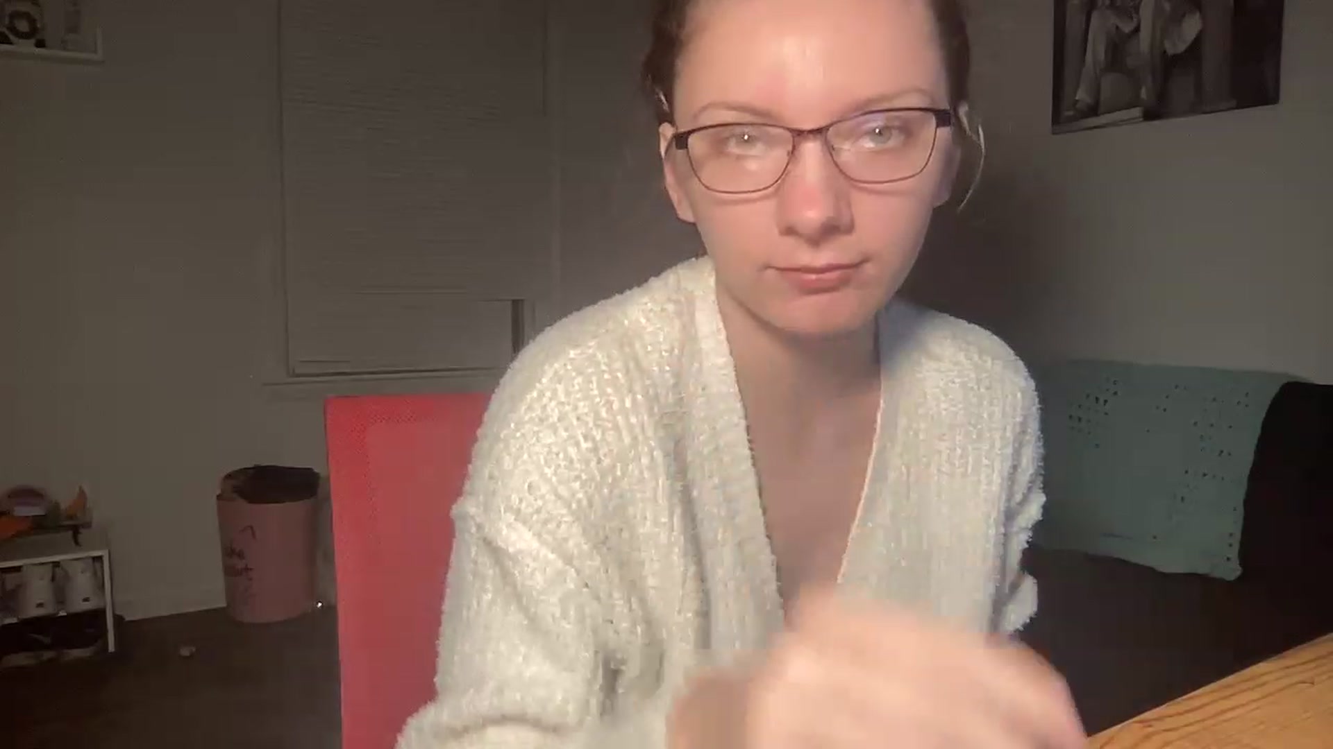 Gallery image thumbnail from Itslizzy22's myfreecams stream on, 01/03/2023, 23:42 image 16 of 20