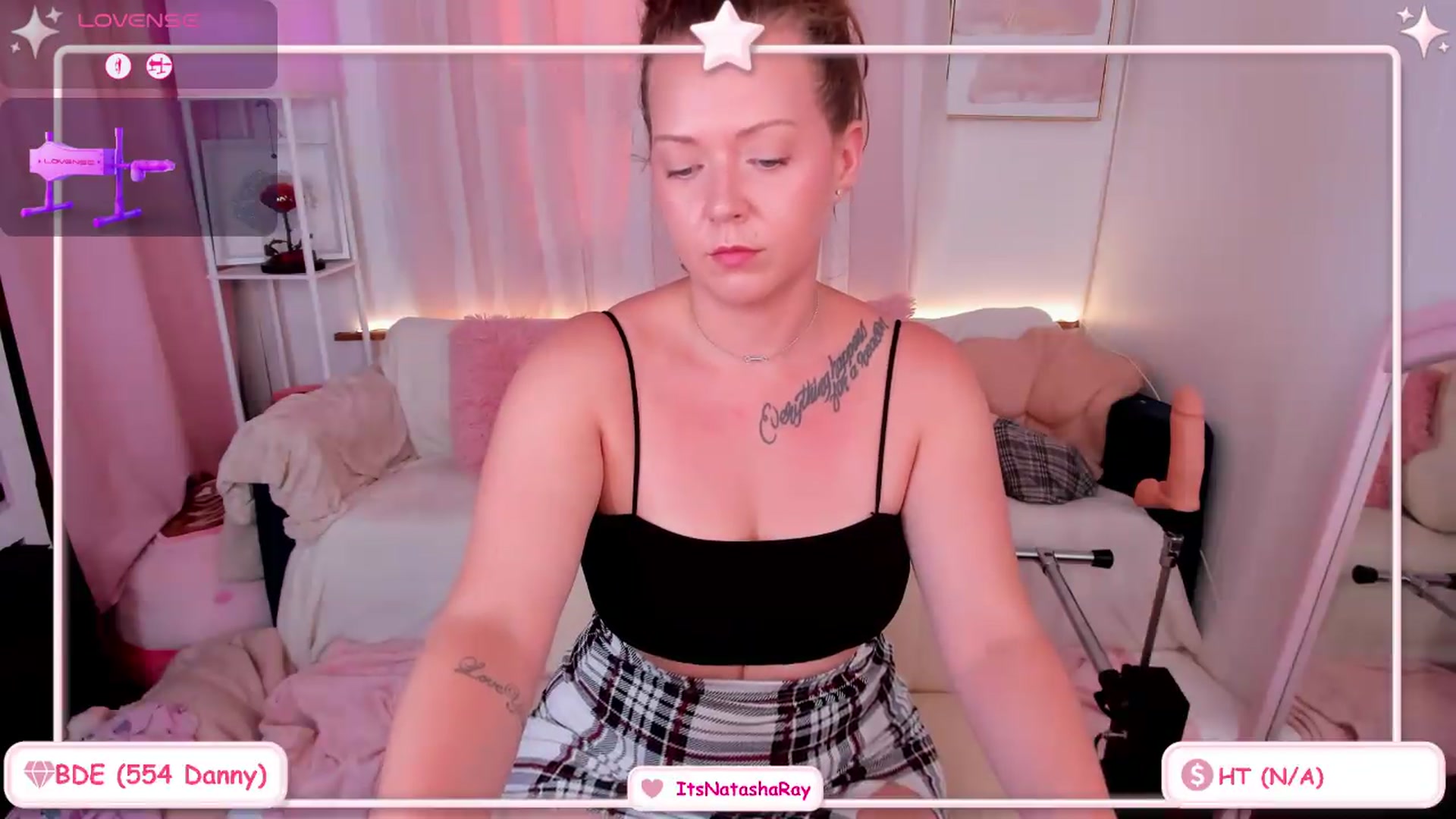 Gallery image thumbnail from Itsnatasharay's myfreecams stream on, 07/09/2026, 21:29 image 18 of 20
