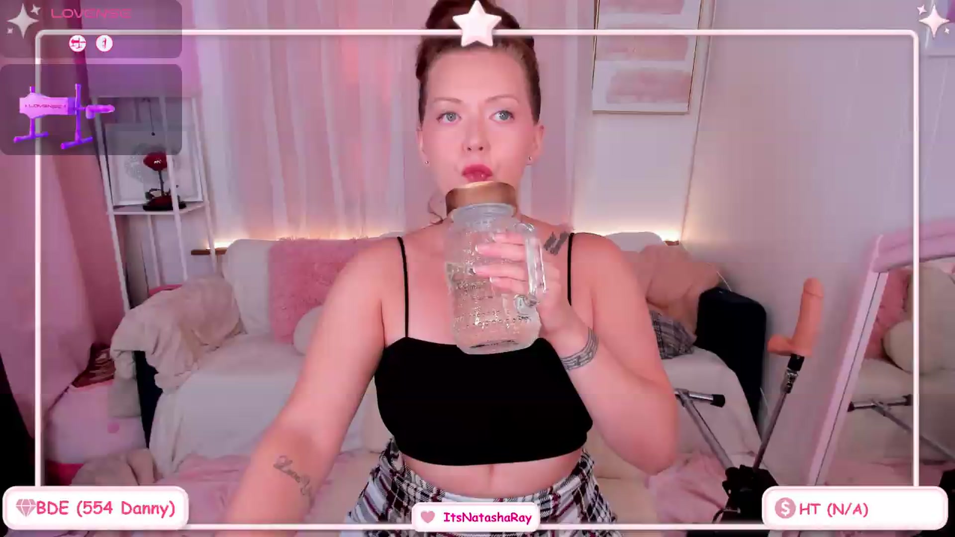 Gallery image thumbnail from Itsnatasharay's myfreecams stream on, 07/09/2026, 21:29 image 2 of 20