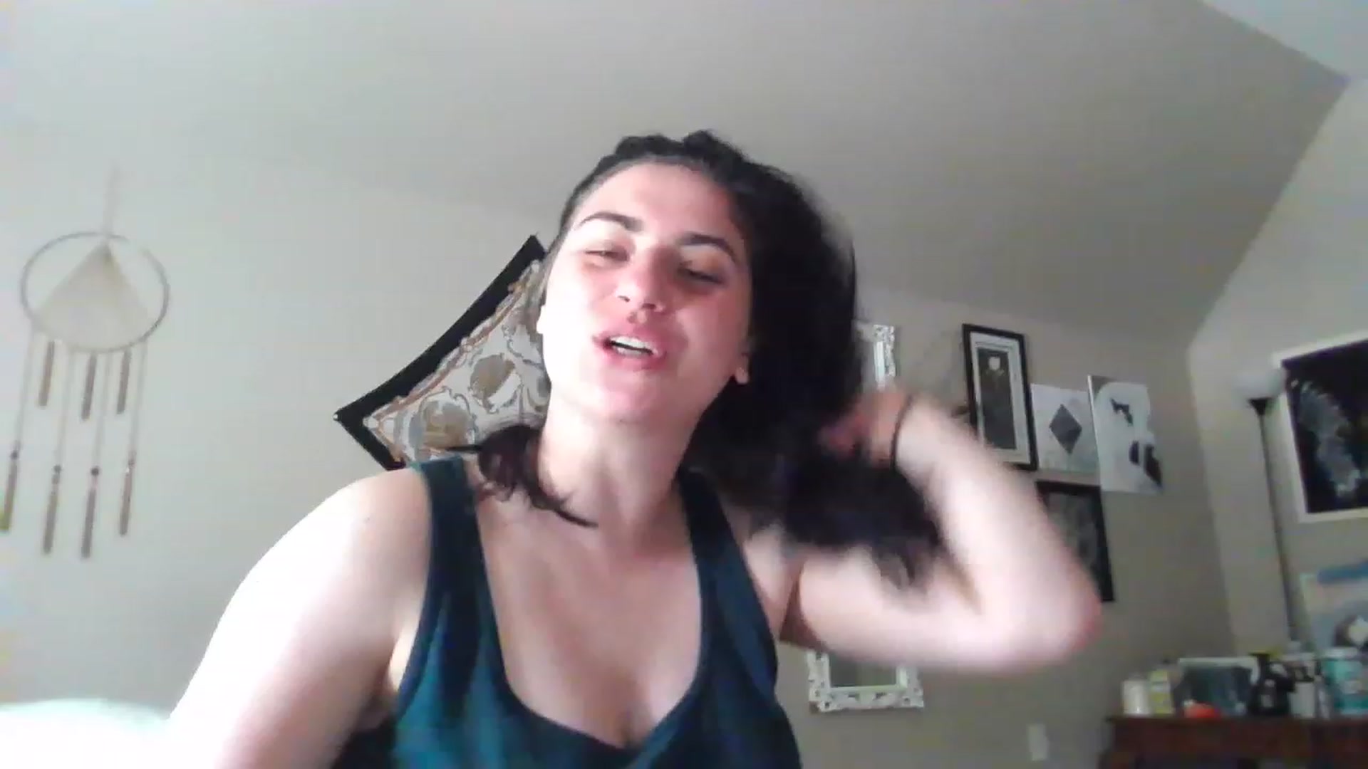 Gallery image thumbnail from IvankaWilde's myfreecams stream on, 04/25/2023, 19:38 image 1 of 20