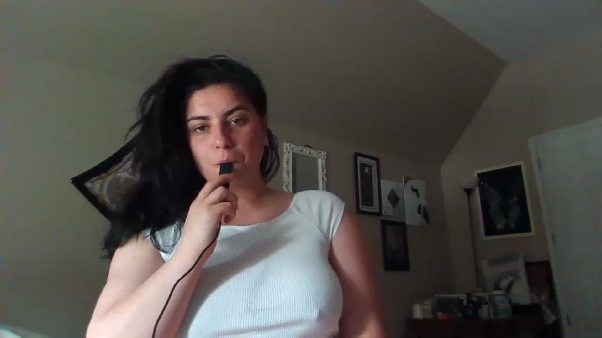 Gallery image thumbnail from IvankaWilde's myfreecams stream on, 04/25/2023, 19:38 image 20 of 20