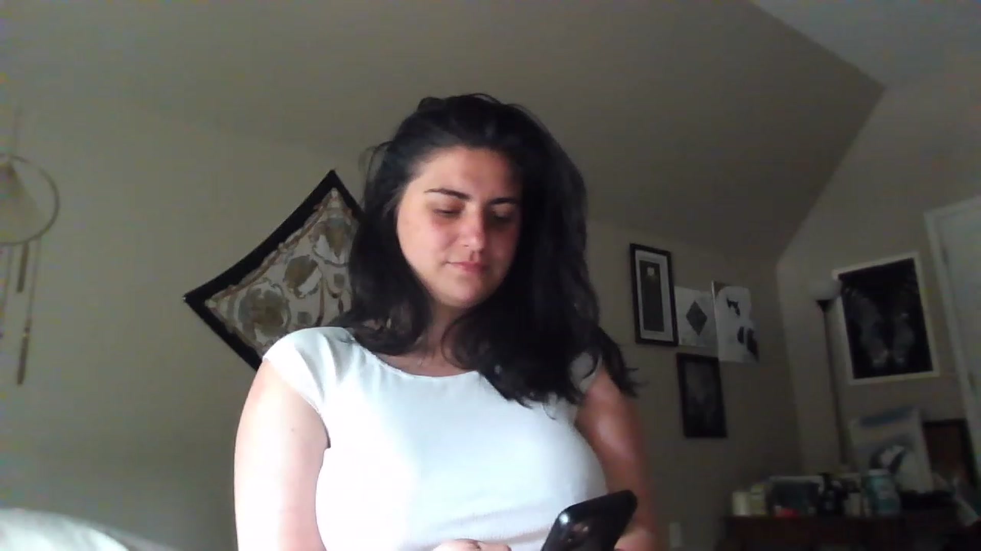 Gallery image thumbnail from IvankaWilde's myfreecams stream on, 04/25/2023, 19:38 image 19 of 20