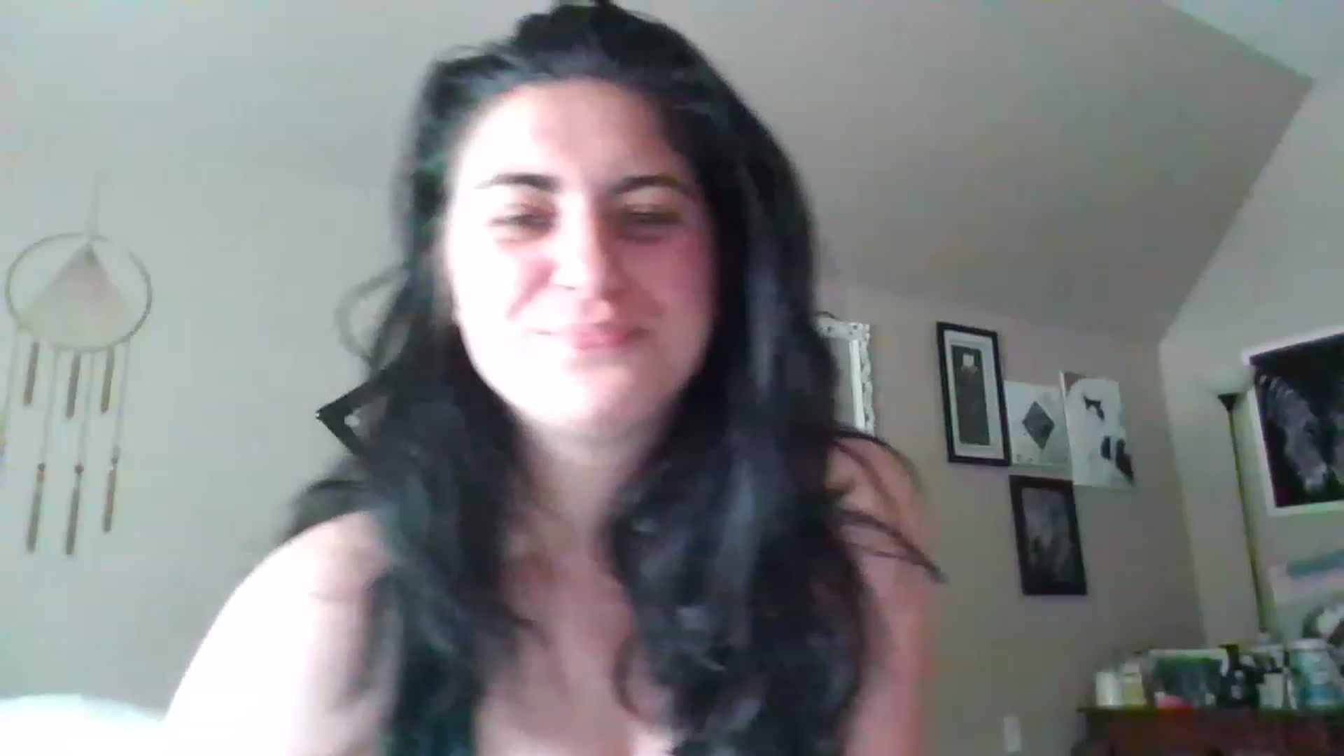 Gallery image thumbnail from IvankaWilde's myfreecams stream on, 04/25/2023, 19:38 image 17 of 20
