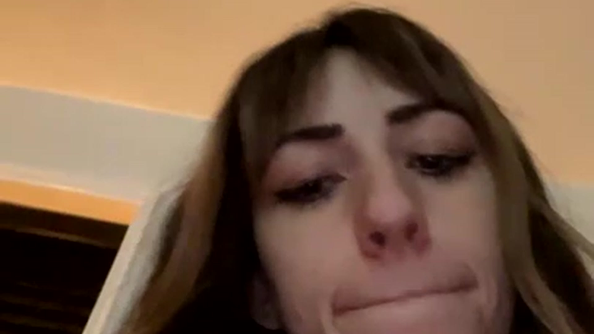 Gallery image thumbnail from IvieRose's myfreecams stream on, 02/15/2023, 08:36 image 10 of 20
