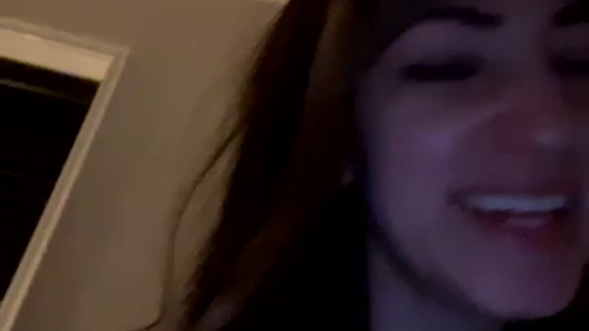 Gallery image thumbnail from IvieRose's myfreecams stream on, 02/15/2023, 08:36 image 15 of 20