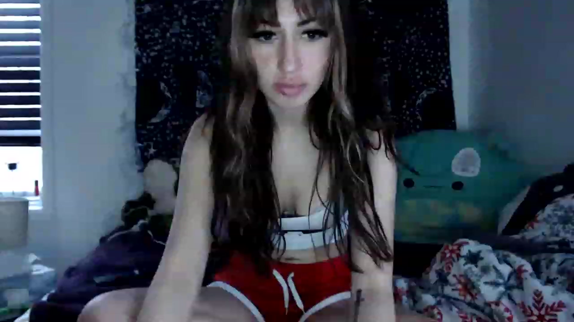 Gallery image thumbnail from IvieRose's myfreecams stream on, 03/02/2023, 01:18 image 4 of 20