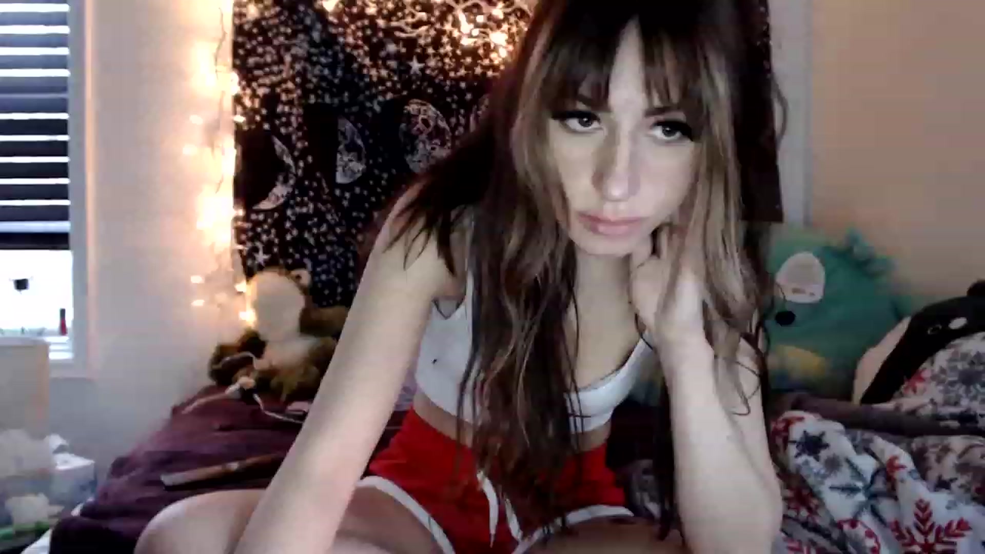 Gallery image thumbnail from IvieRose's myfreecams stream on, 03/02/2023, 01:18 image 3 of 20