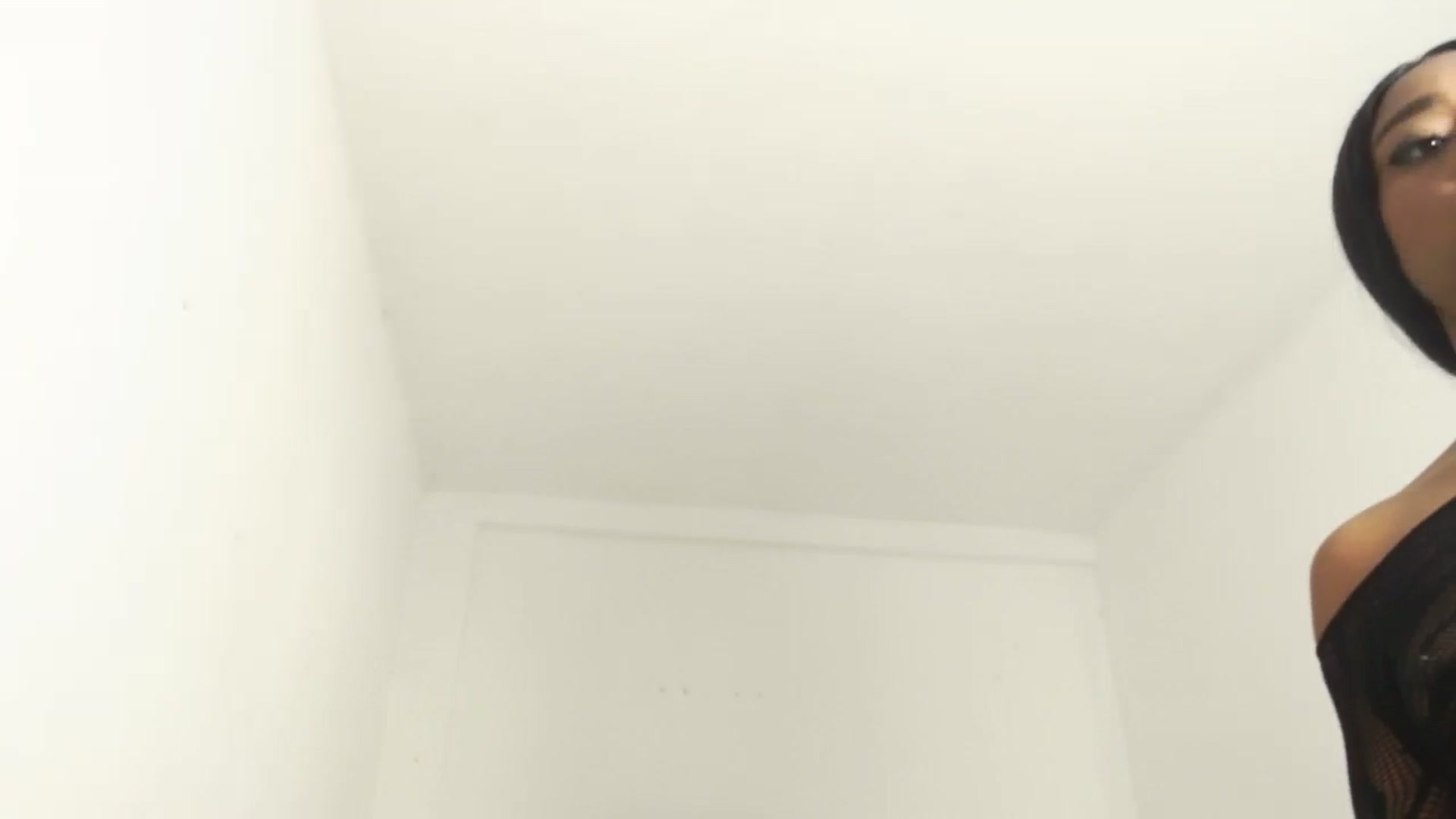 Gallery image thumbnail from IvonnySulli's myfreecams stream on, 10/05/2025, 10:44 image 19 of 20