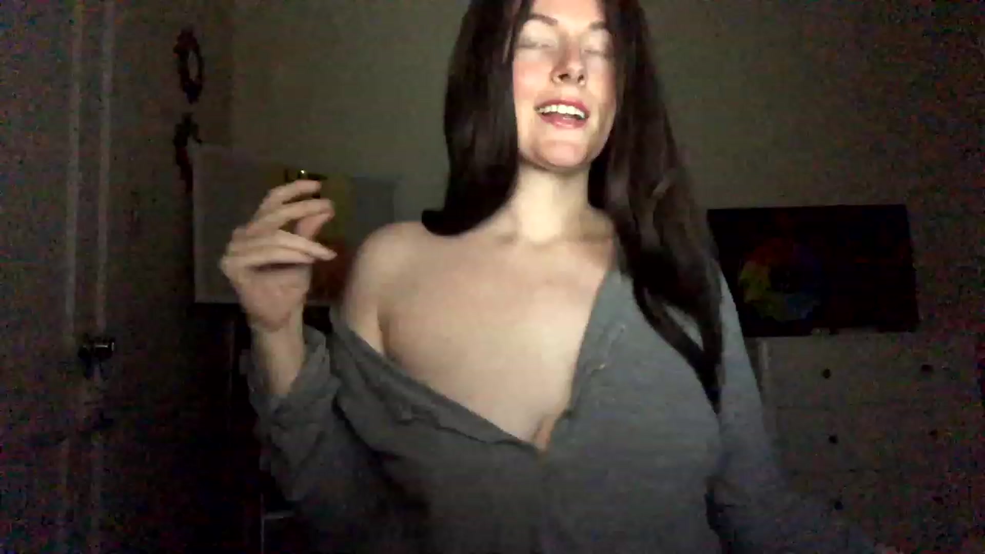 Gallery image thumbnail from IvoryGrey's myfreecams stream on, 11/21/2022, 06:28 image 9 of 20