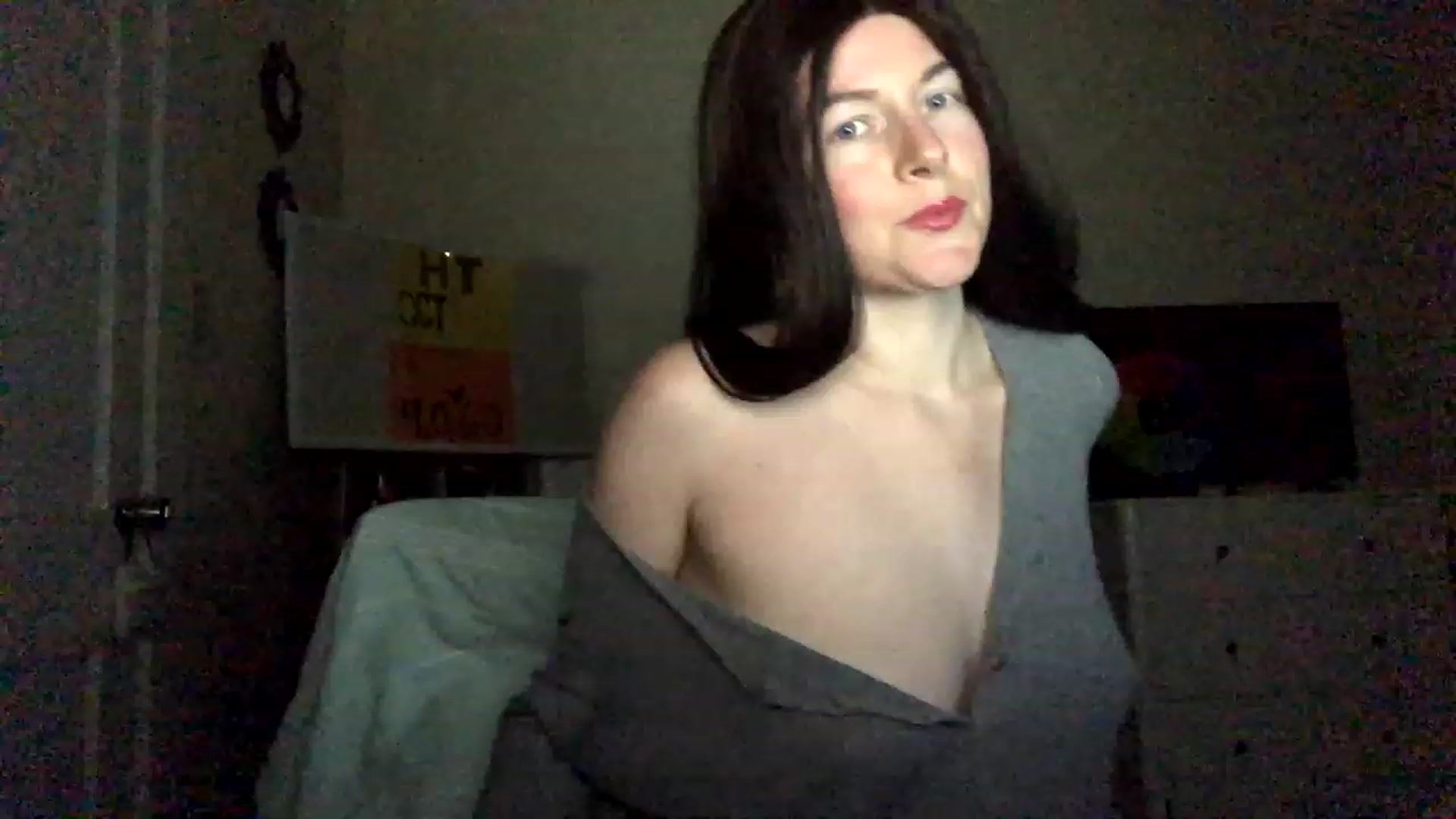 Gallery image thumbnail from IvoryGrey's myfreecams stream on, 11/21/2022, 06:28 image 2 of 20
