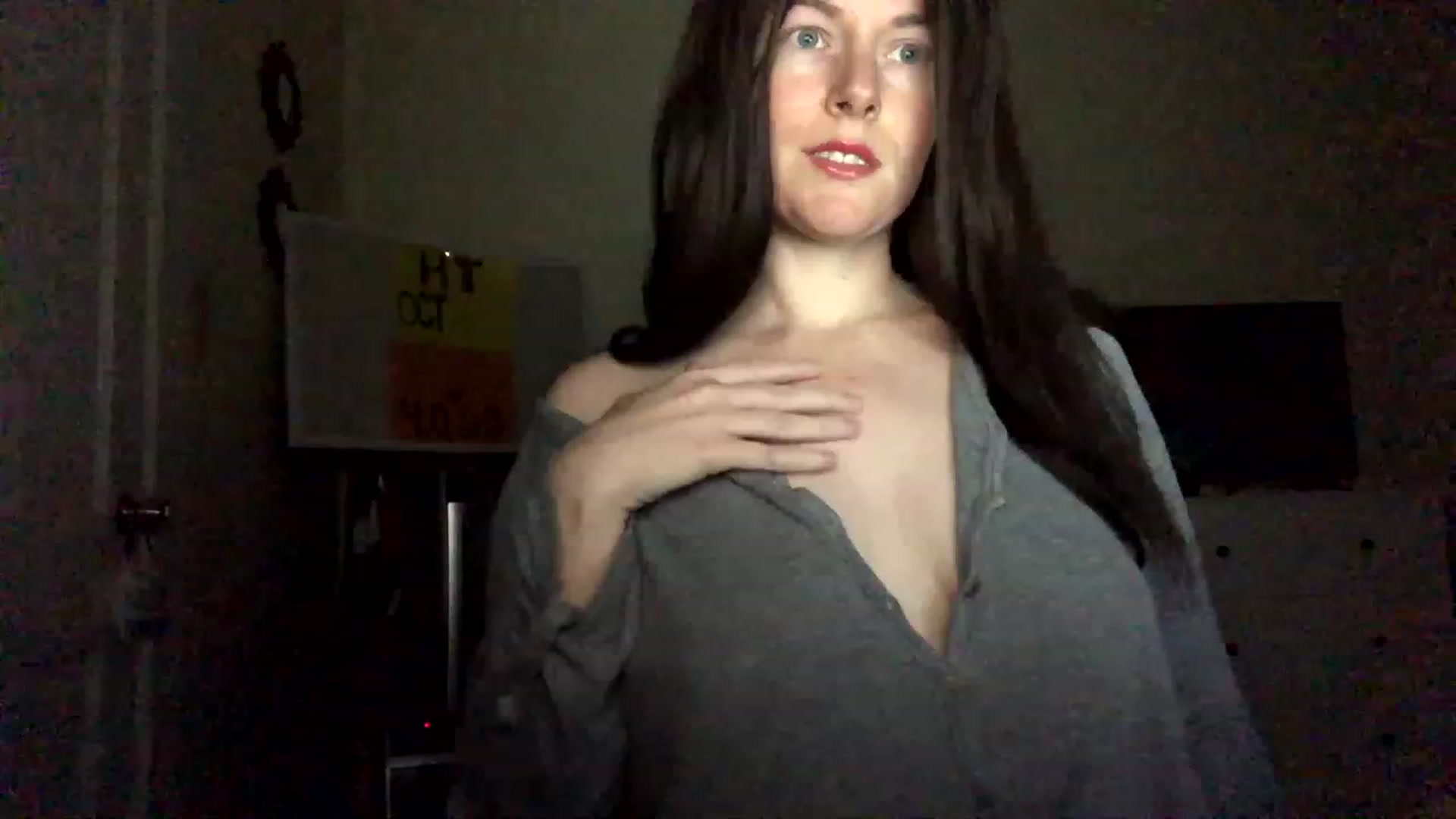 Gallery image thumbnail from IvoryGrey's myfreecams stream on, 11/21/2022, 06:28 image 8 of 20