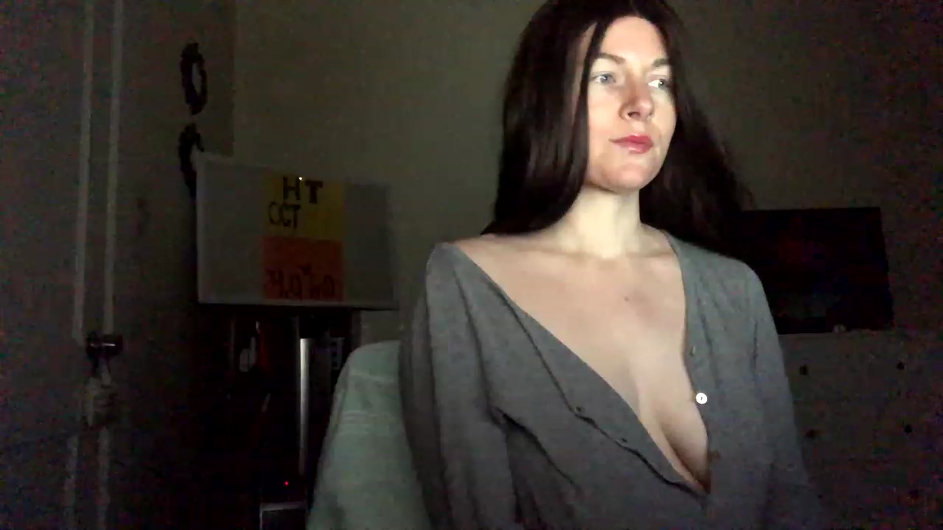 Gallery image thumbnail from IvoryGrey's myfreecams stream on, 11/21/2022, 08:04 image 14 of 20