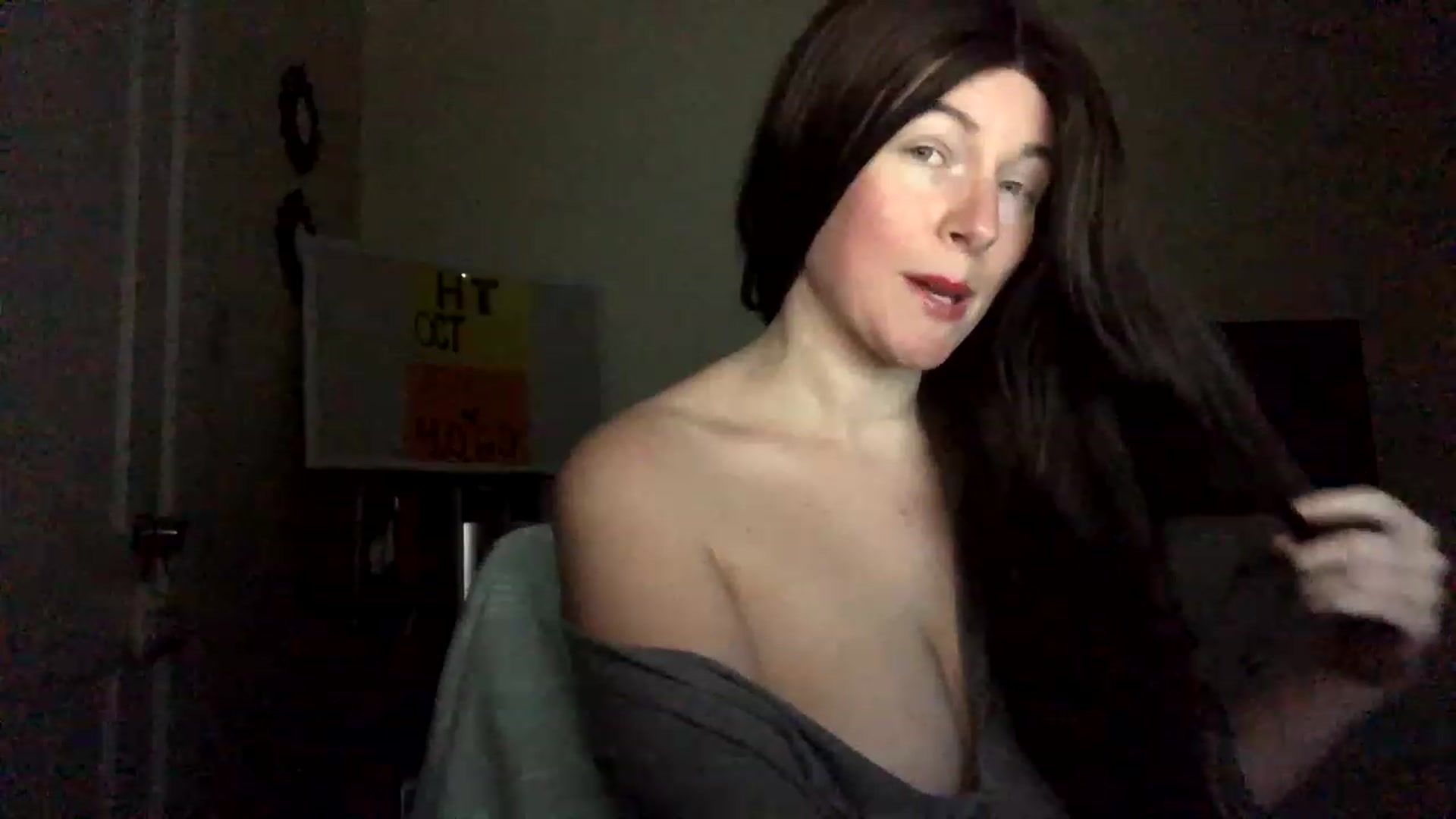 Gallery image thumbnail from IvoryGrey's myfreecams stream on, 11/21/2022, 08:04 image 2 of 20