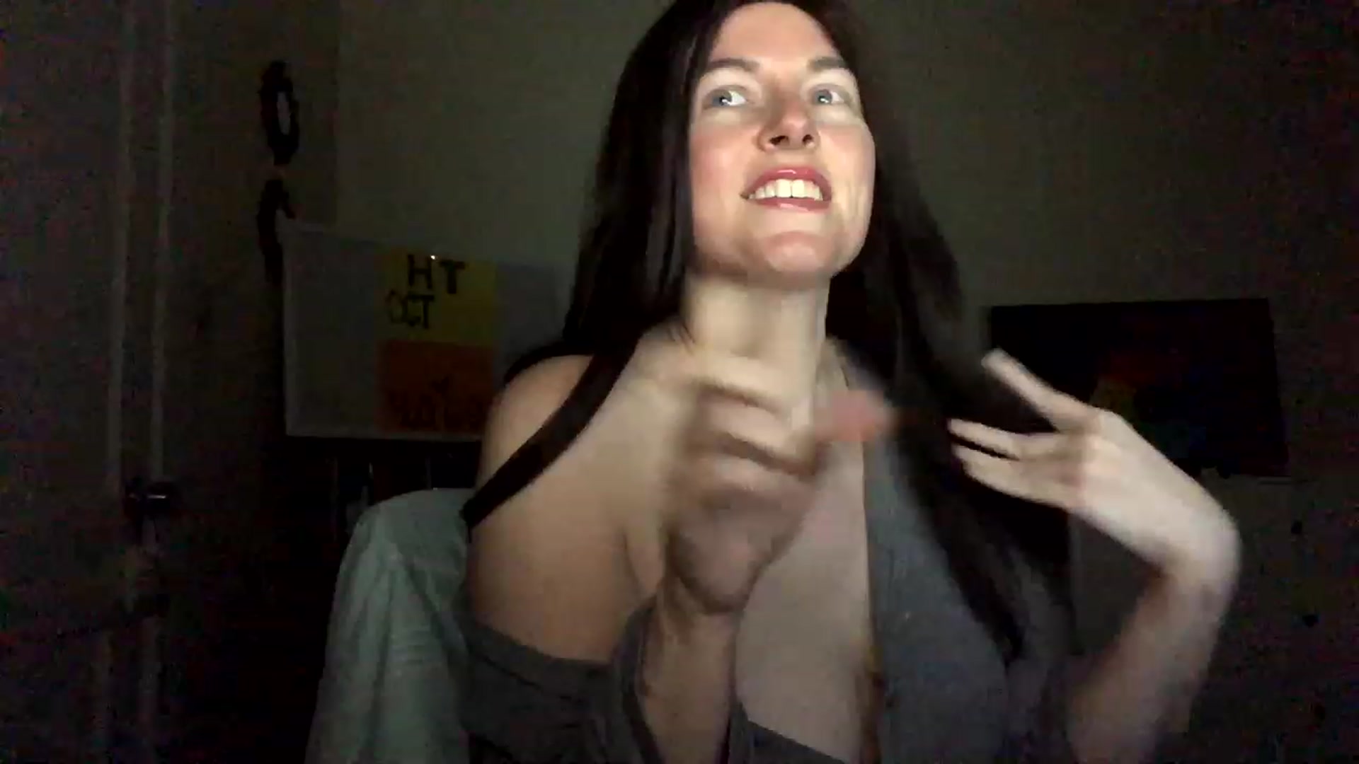 Gallery image thumbnail from IvoryGrey's myfreecams stream on, 11/21/2022, 08:04 image 18 of 20