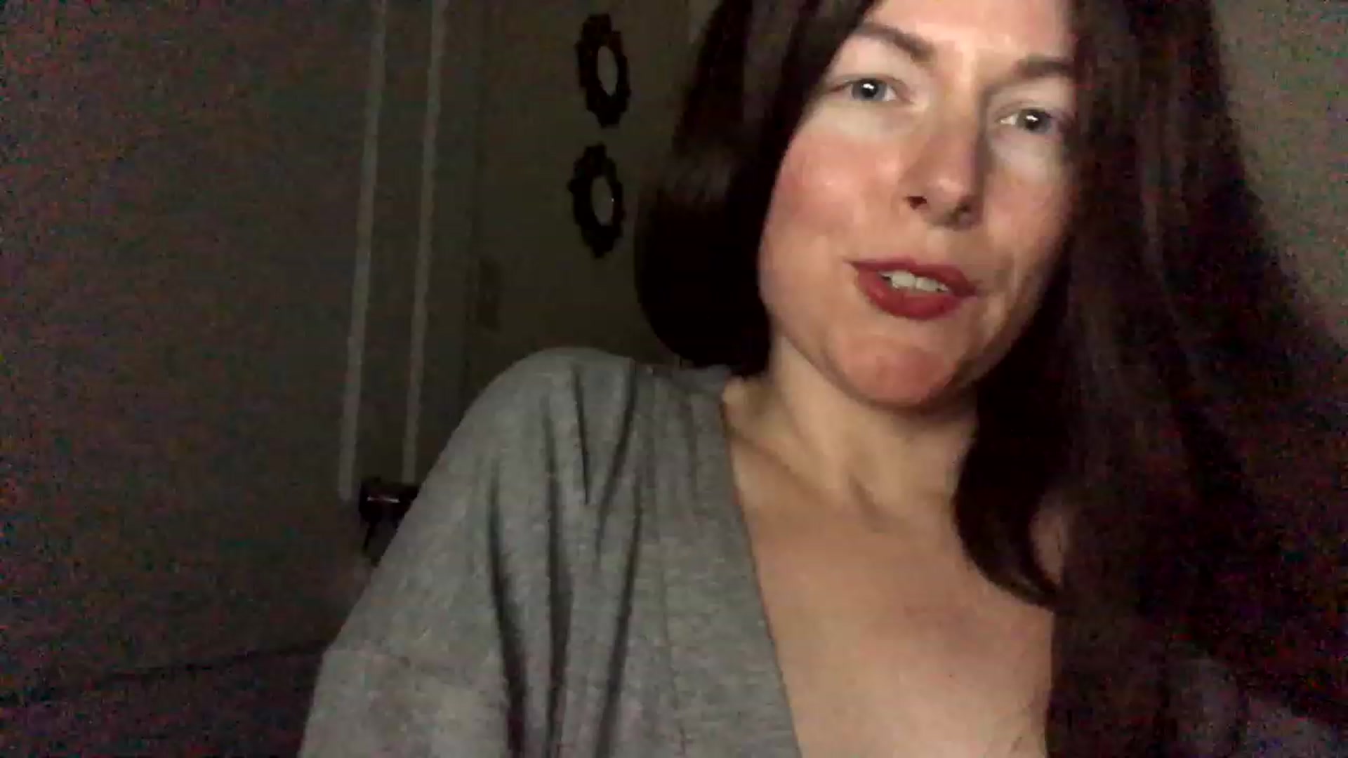 Gallery image thumbnail from IvoryGrey's myfreecams stream on, 12/02/2022, 09:10 image 11 of 20