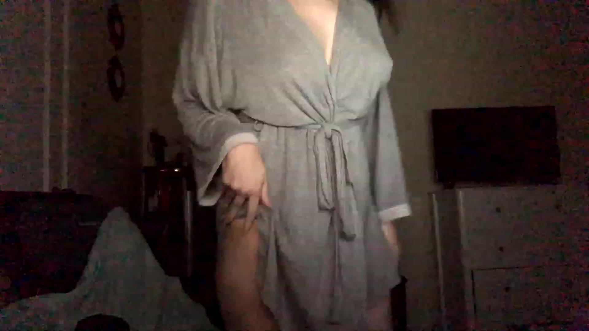 Gallery image thumbnail from IvoryGrey's myfreecams stream on, 12/02/2022, 09:10 image 10 of 20