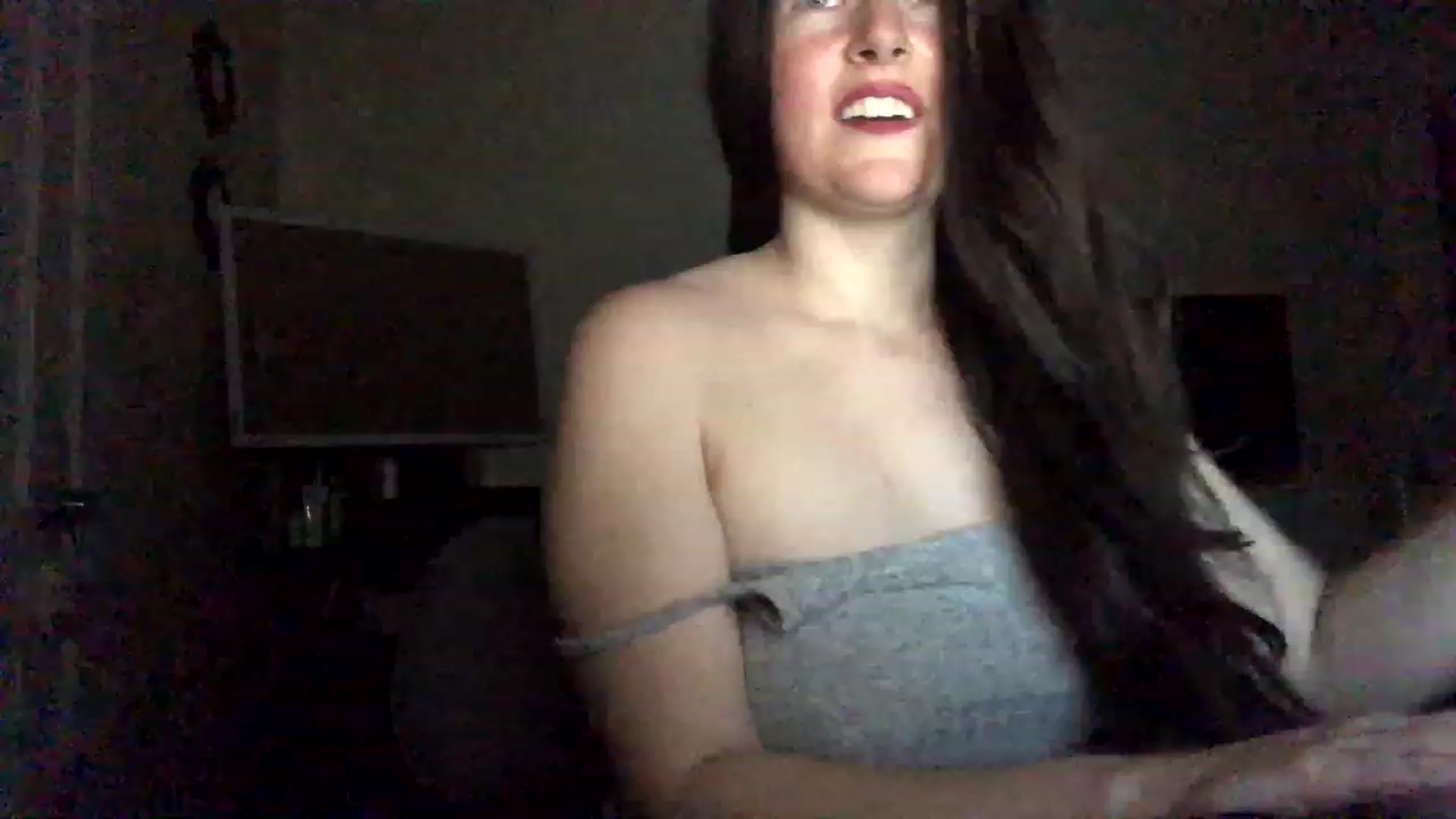 Gallery image thumbnail from IvoryGrey's myfreecams stream on, 12/09/2022, 08:01 image 2 of 20