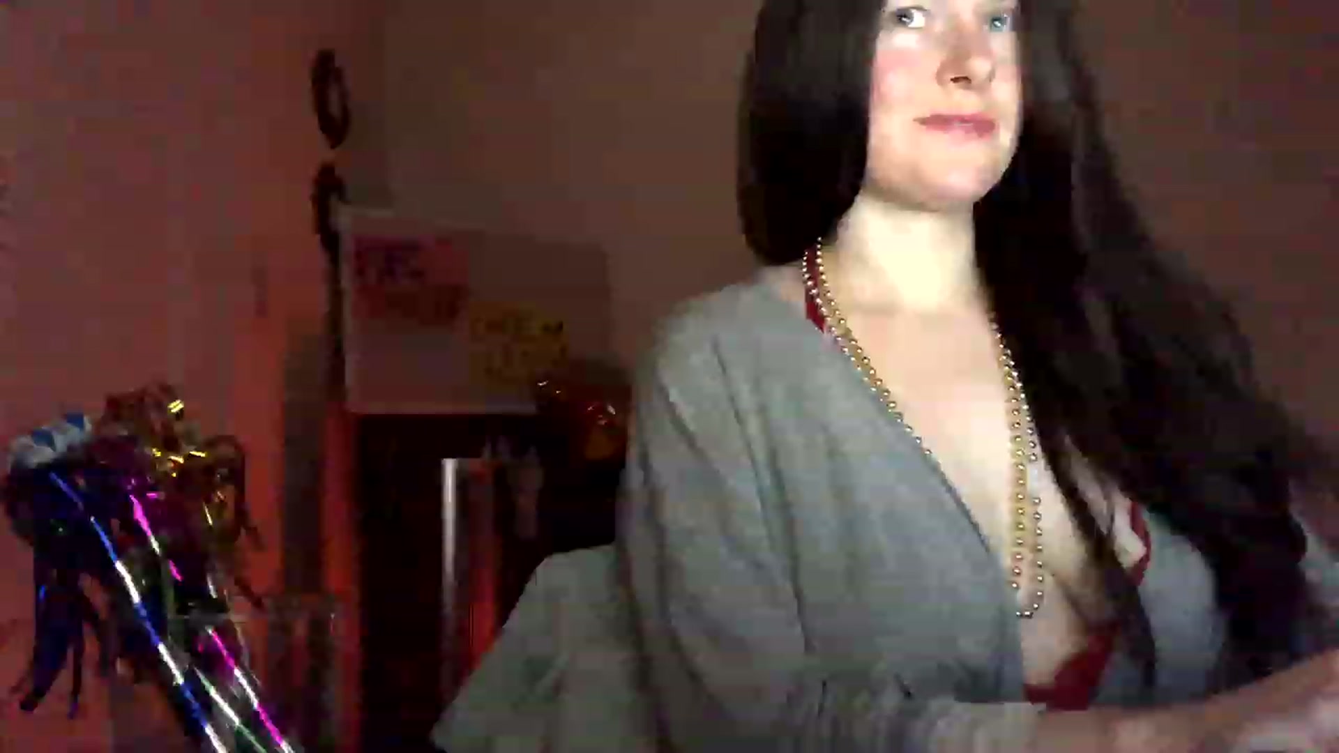 Gallery image thumbnail from IvoryGrey's myfreecams stream on, 12/31/2022, 22:13 image 19 of 20