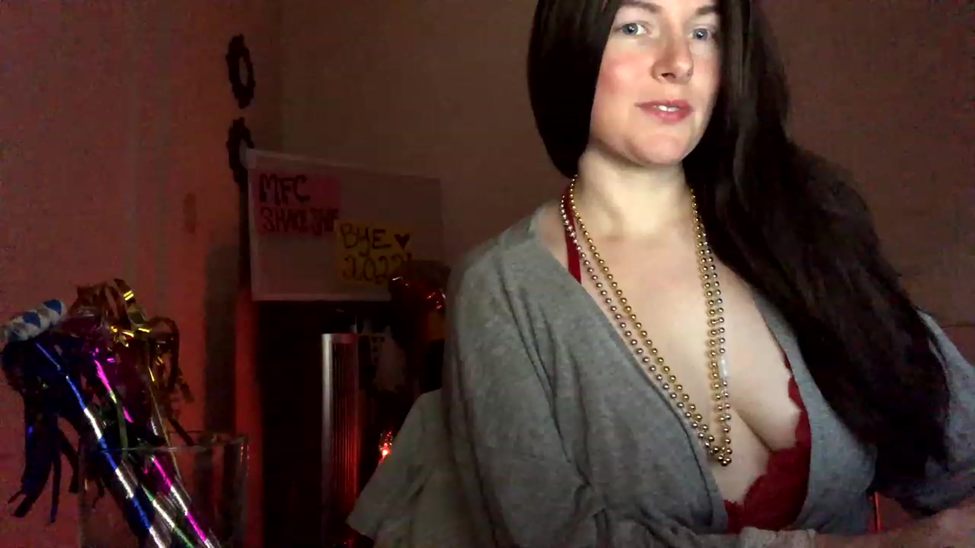 Gallery image thumbnail from IvoryGrey's myfreecams stream on, 12/31/2022, 22:13 image 3 of 20