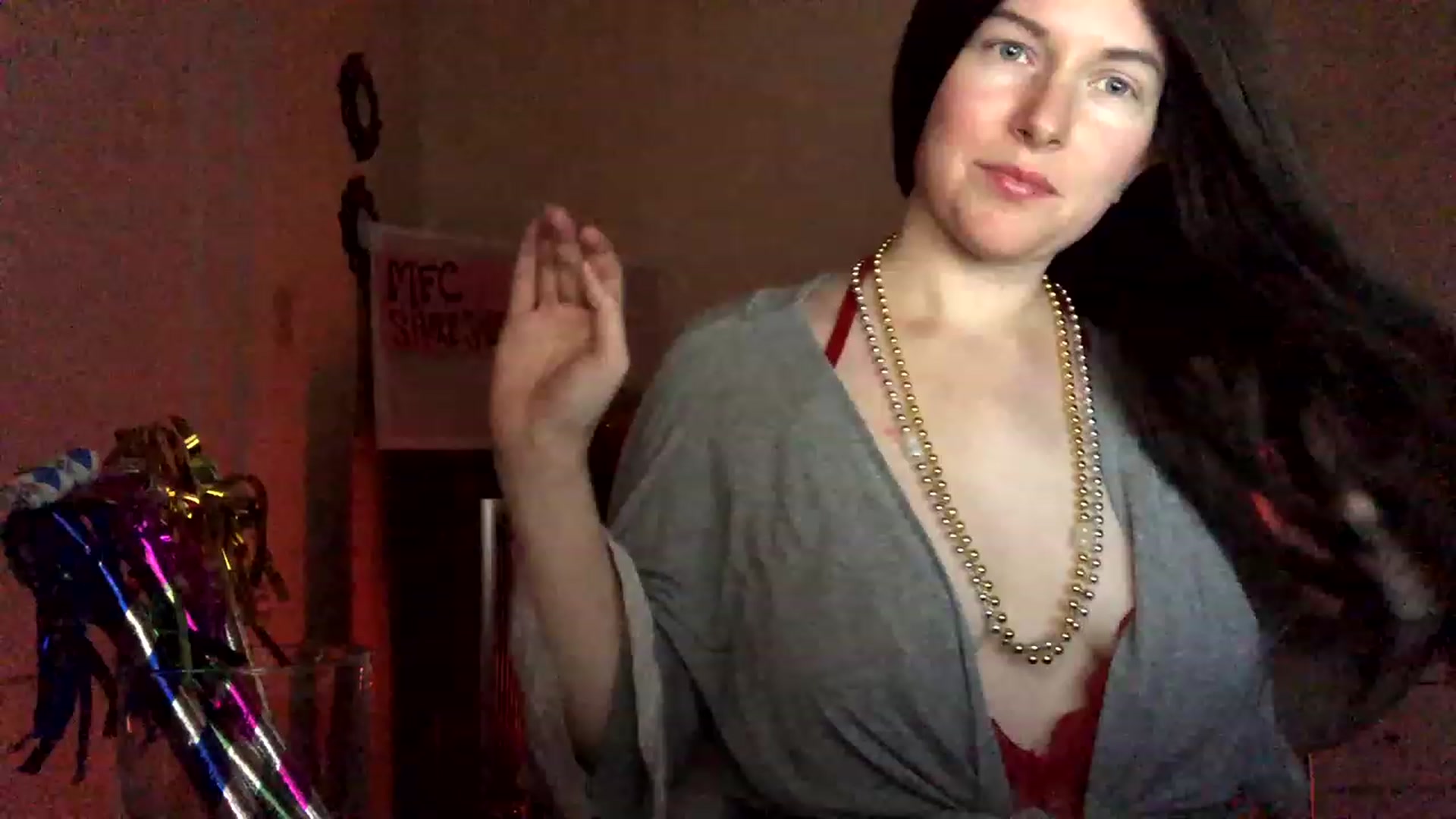 Gallery image thumbnail from IvoryGrey's myfreecams stream on, 12/31/2022, 22:13 image 1 of 20