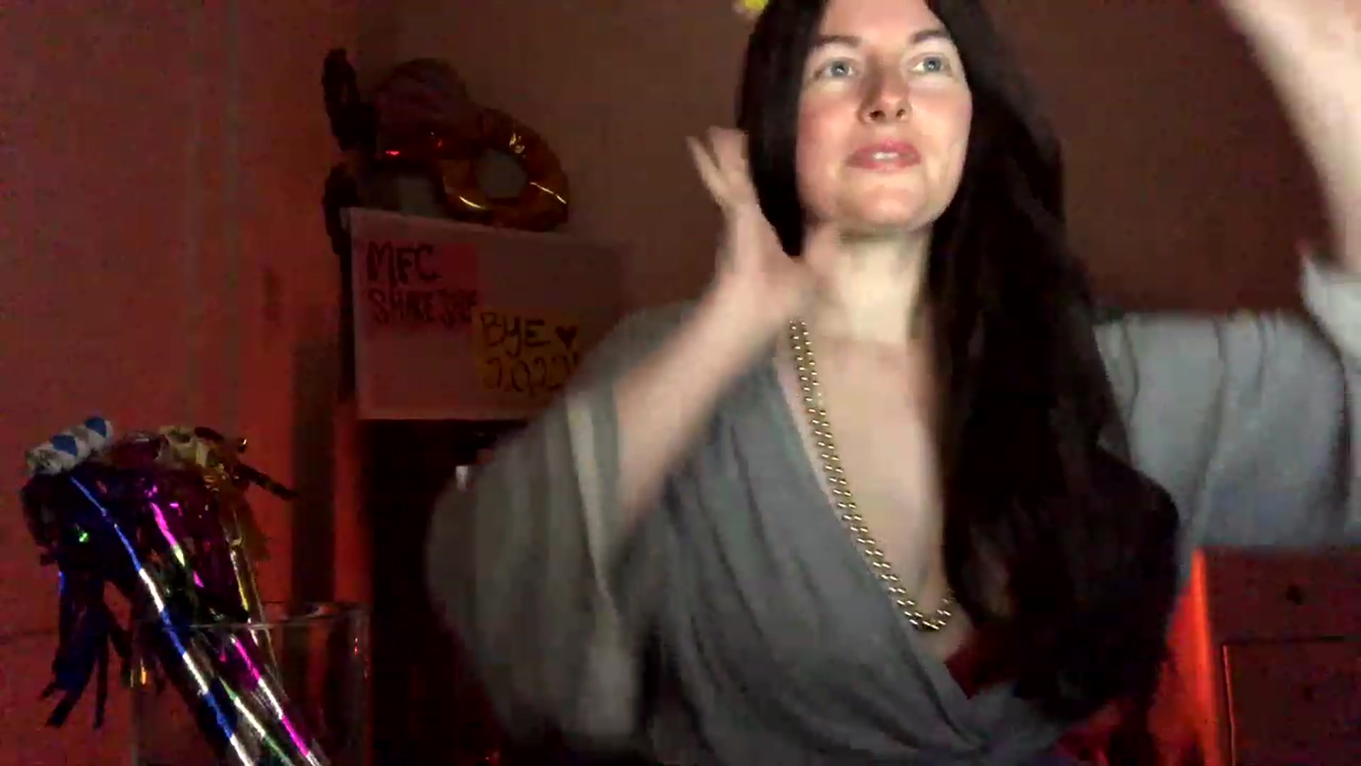Gallery image thumbnail from IvoryGrey's myfreecams stream on, 12/31/2022, 23:43 image 19 of 20