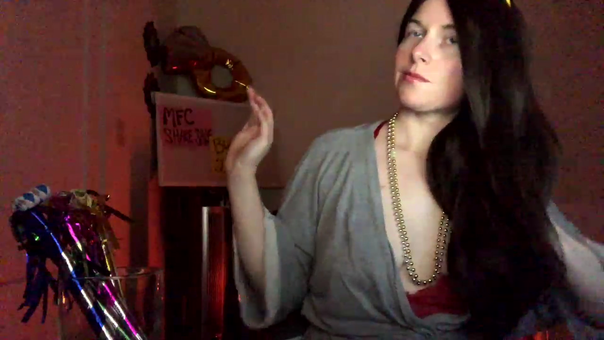 Gallery image thumbnail from IvoryGrey's myfreecams stream on, 12/31/2022, 23:43 image 11 of 20