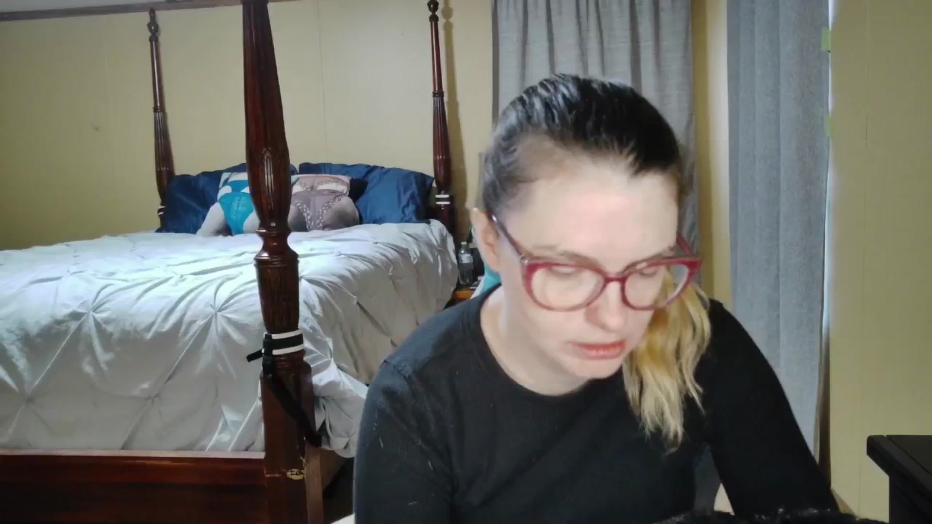 Gallery image thumbnail from Ivorysunday's myfreecams stream on, 02/19/2026, 16:33 image 2 of 20
